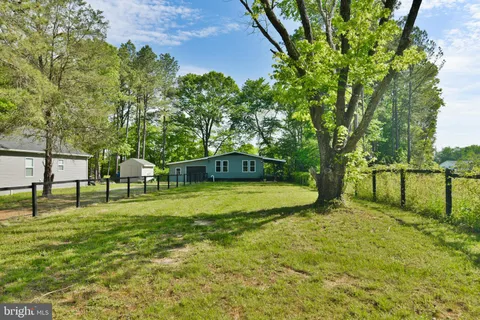 26 Anchor Lane, Colonial Beach, VA MLS: VAWE2008822