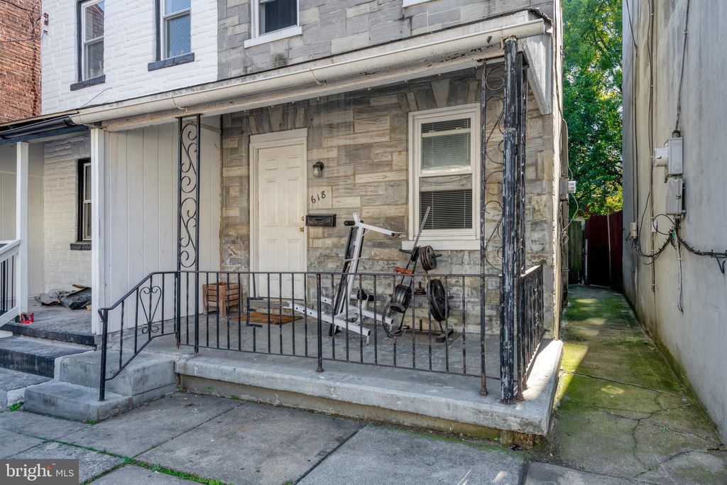 Photo of 618 Lafayette Street, Lancaster, PA 17603 (MLS # PALA2042152)