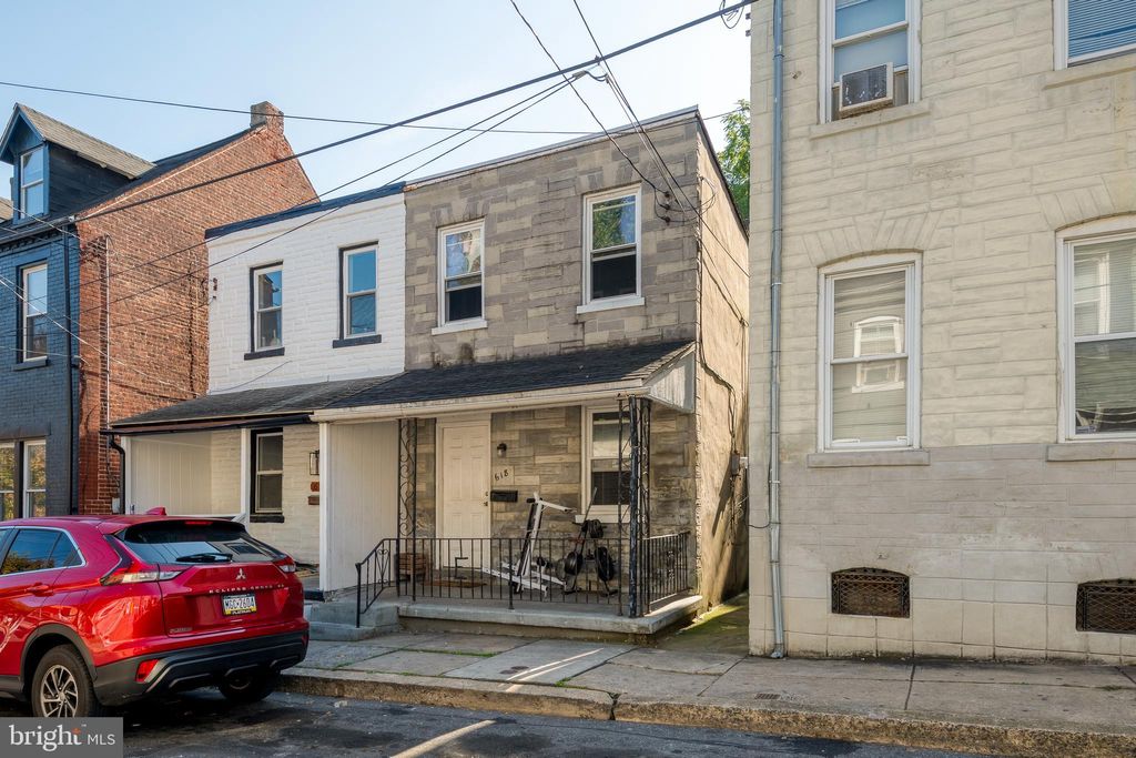 Photo of 618 Lafayette Street, Lancaster, PA 17603 (MLS # PALA2042152)
