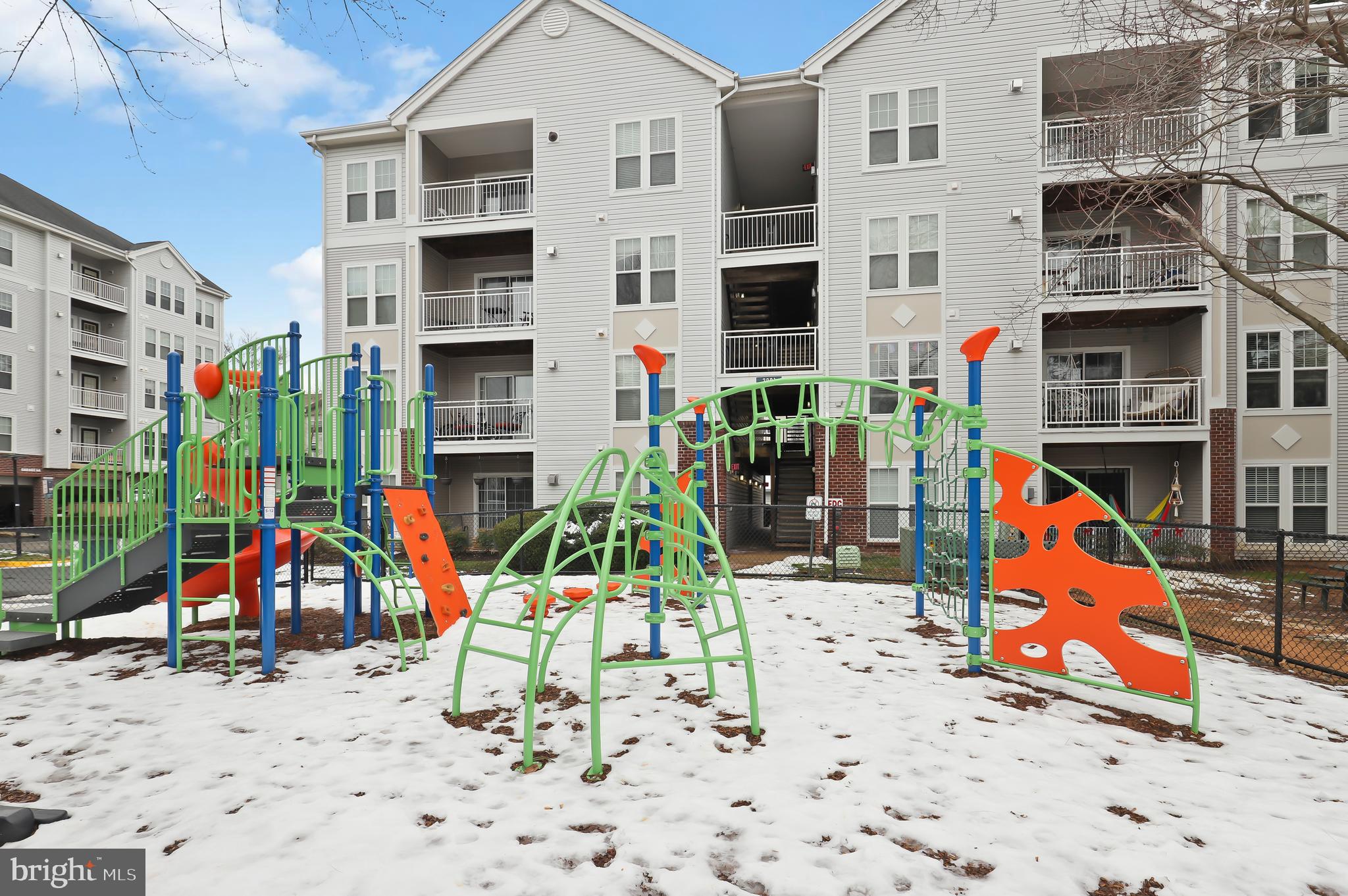 HUNTERS BRANCH - Residential