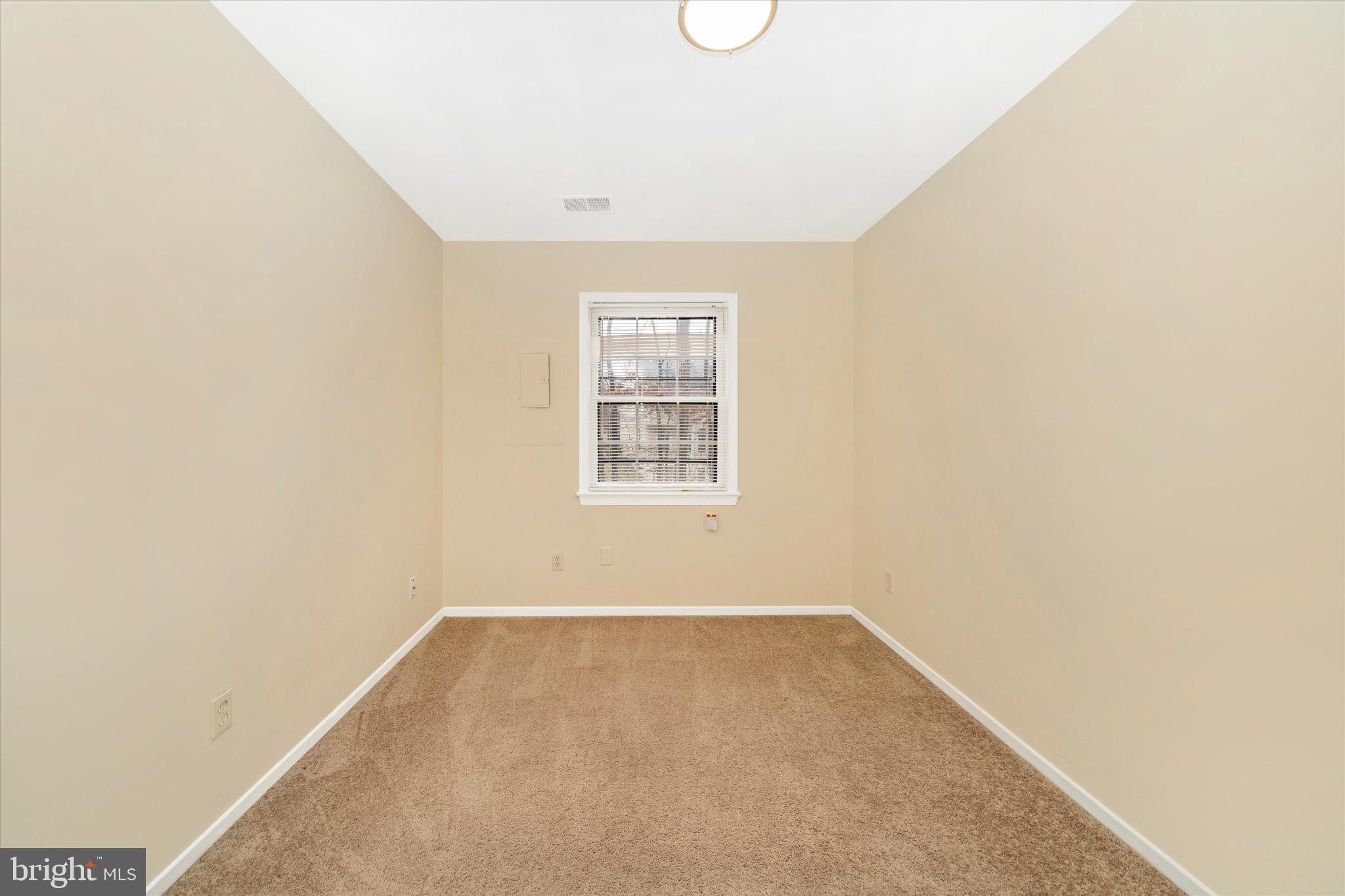 POTOMAC GROVE - Residential