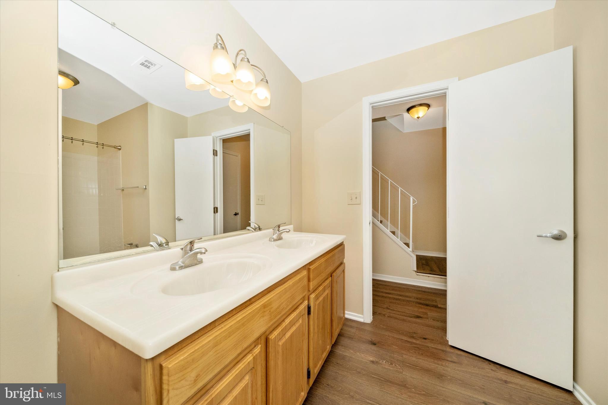 POTOMAC GROVE - Residential