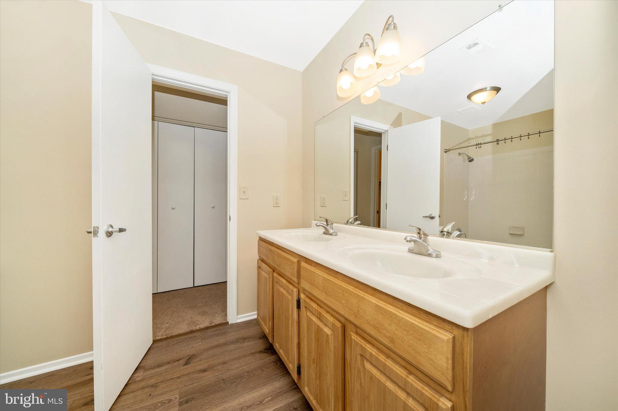 POTOMAC GROVE - Residential