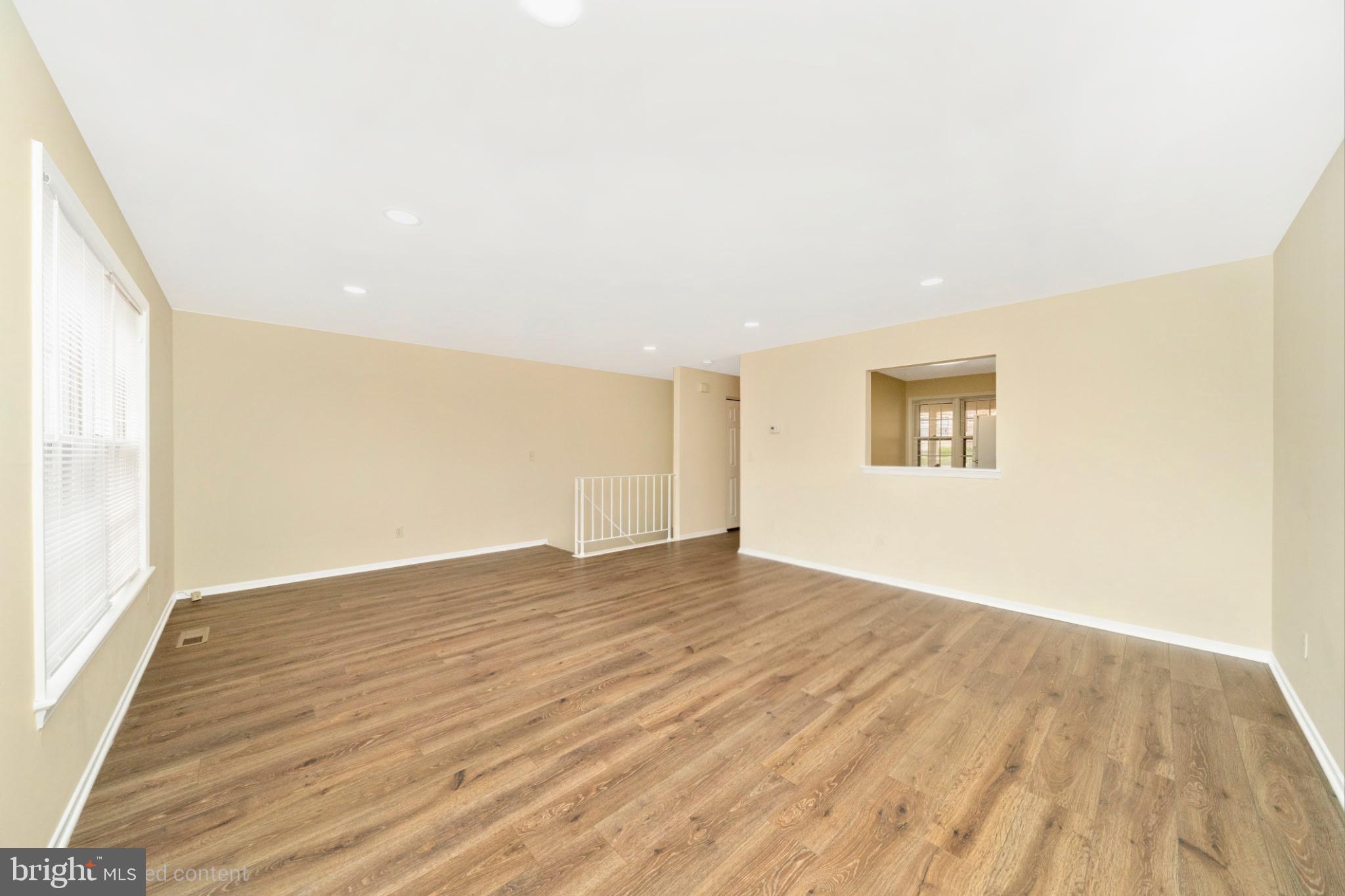 POTOMAC GROVE - Residential