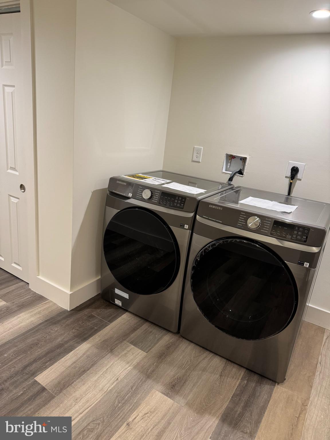MILTON-MONTFORD - Residential