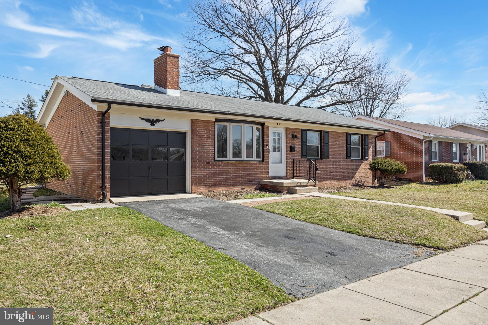 COLLEGE ESTATES - Residential