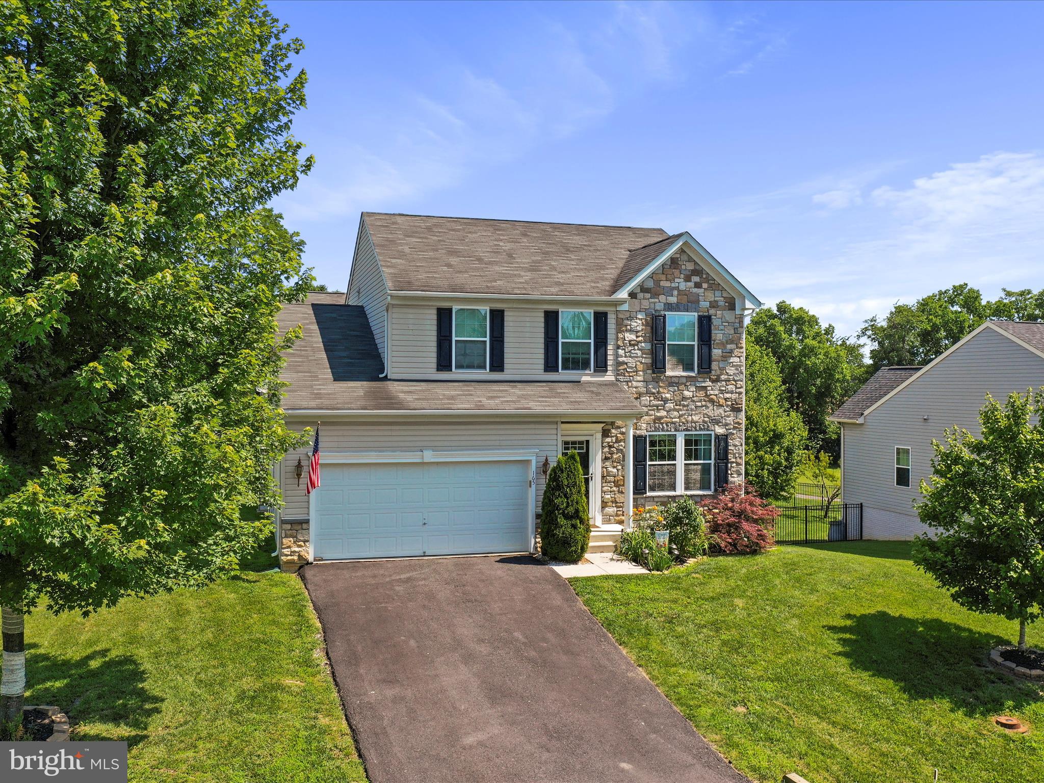 DEMORY FARM - Residential