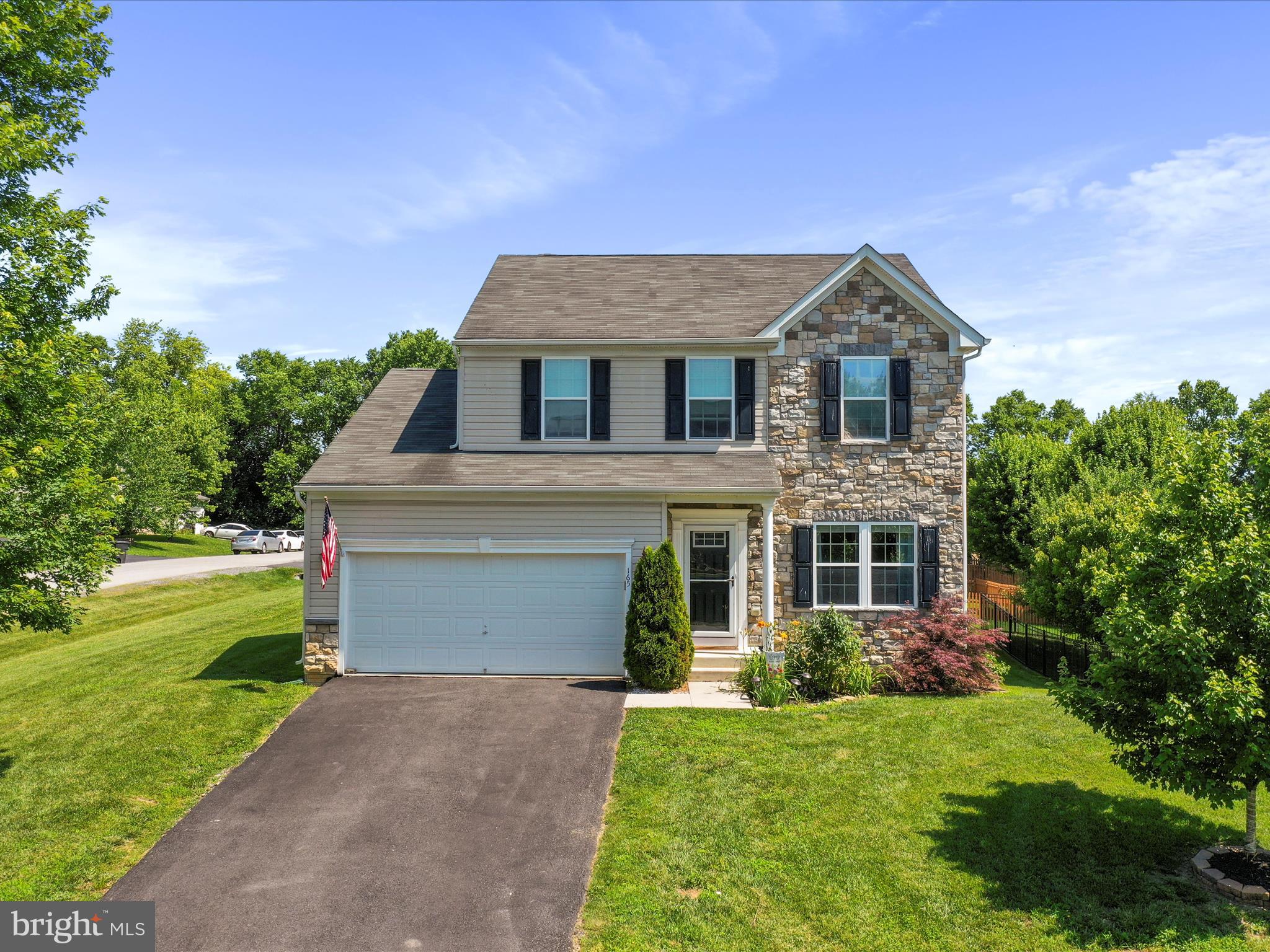 DEMORY FARM - Residential