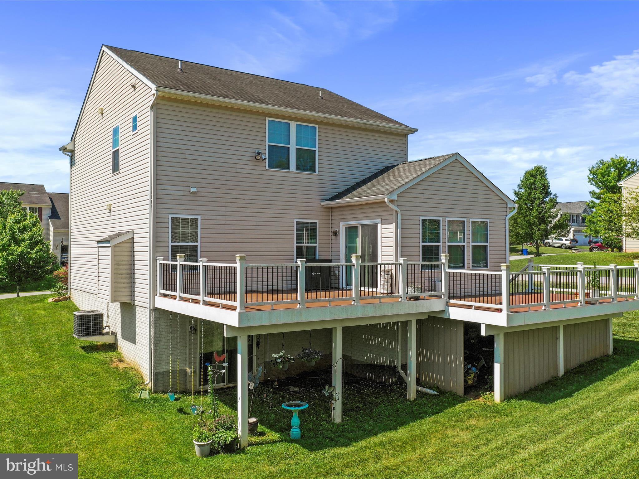 DEMORY FARM - Residential