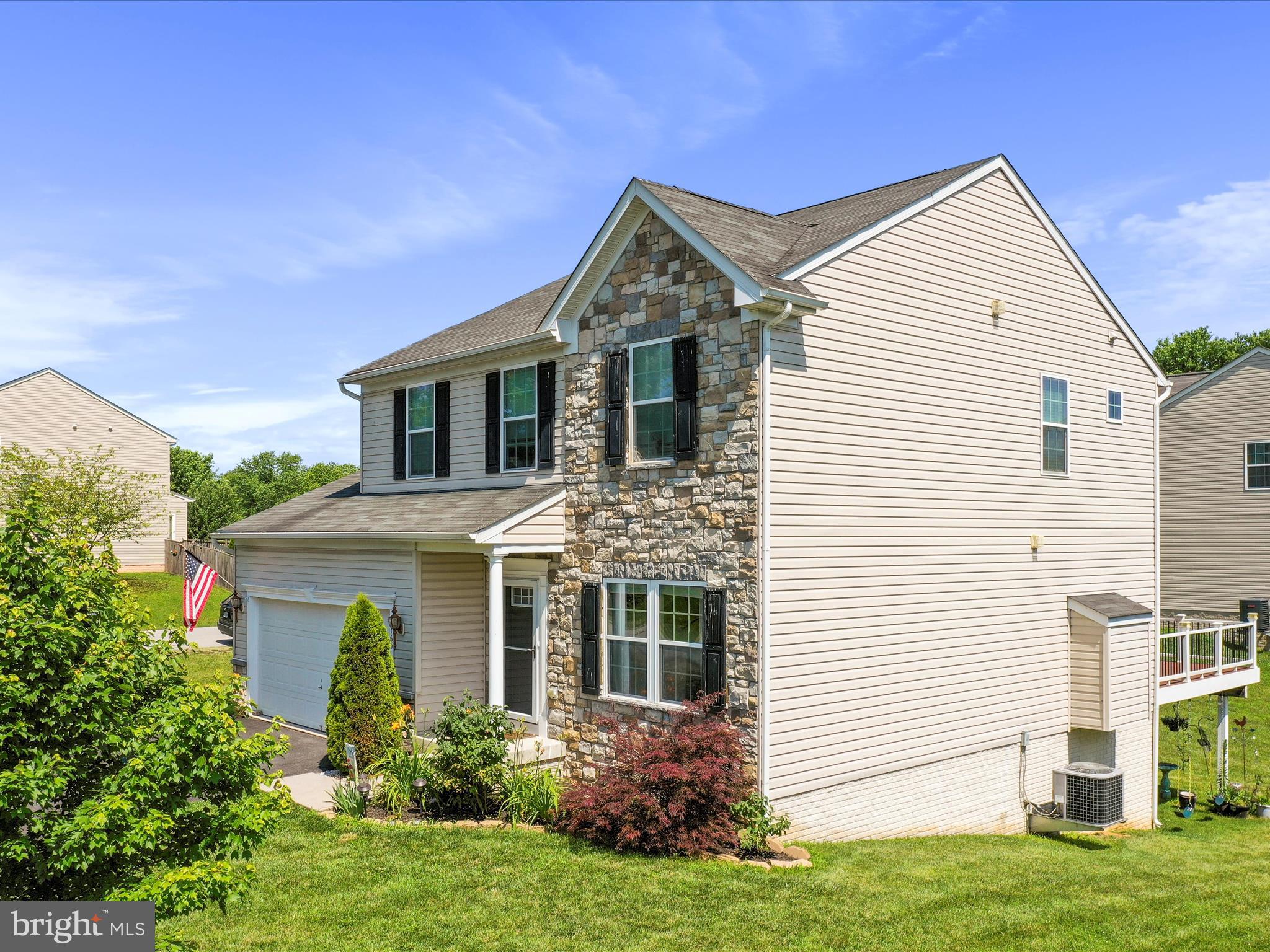 DEMORY FARM - Residential