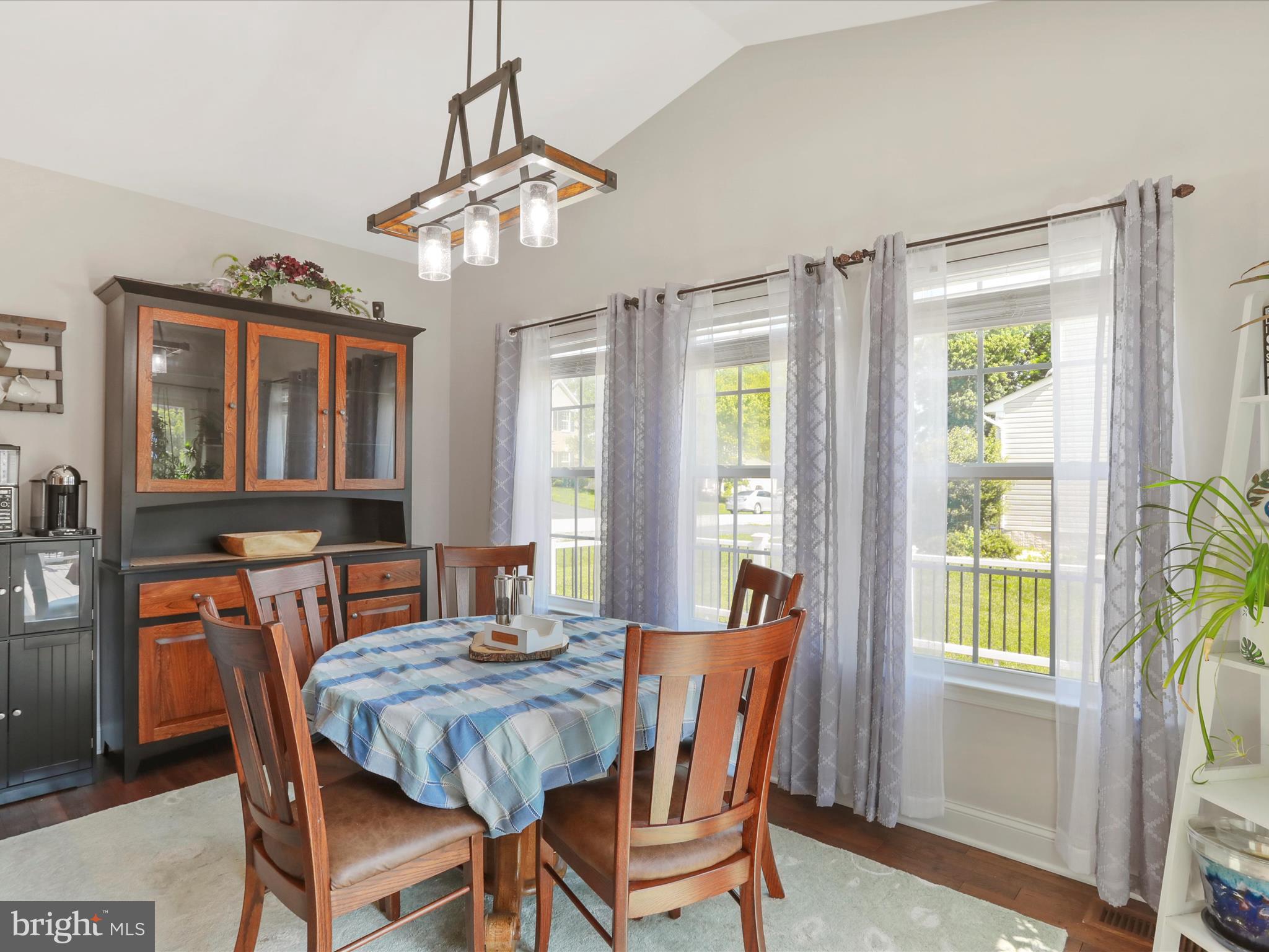 DEMORY FARM - Residential