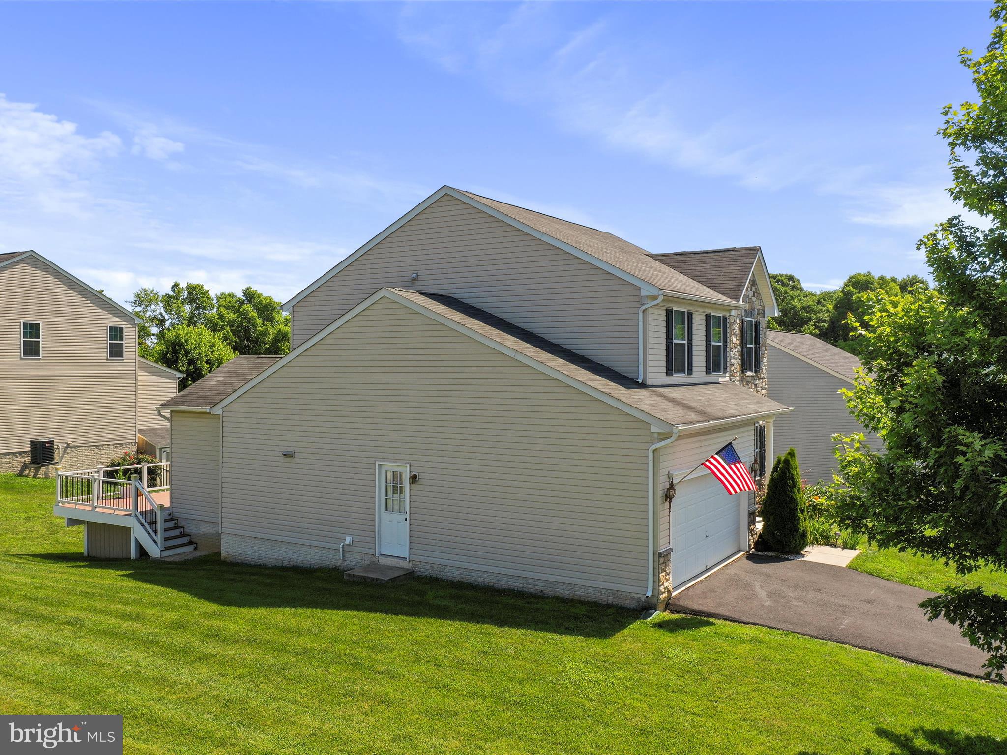 DEMORY FARM - Residential