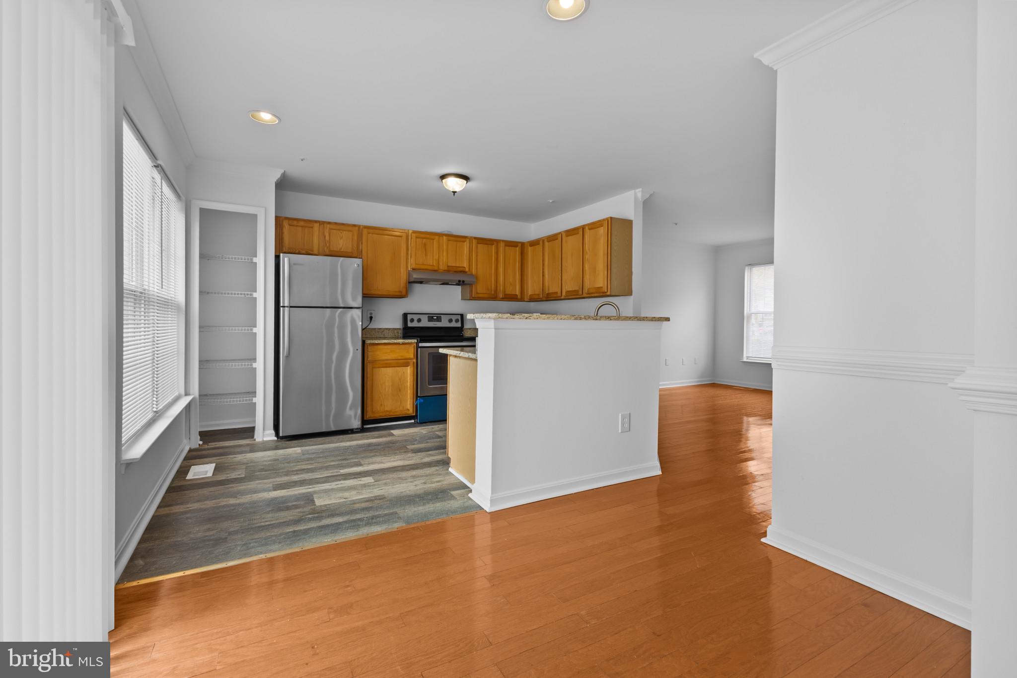 KINGS GRANT - Residential