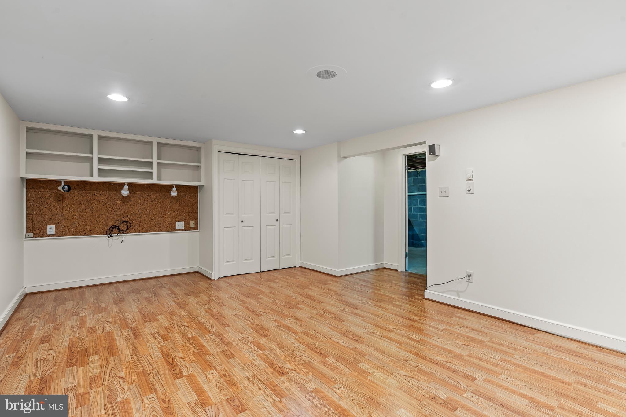 BRIGHTWOOD ACRES - Residential Lease