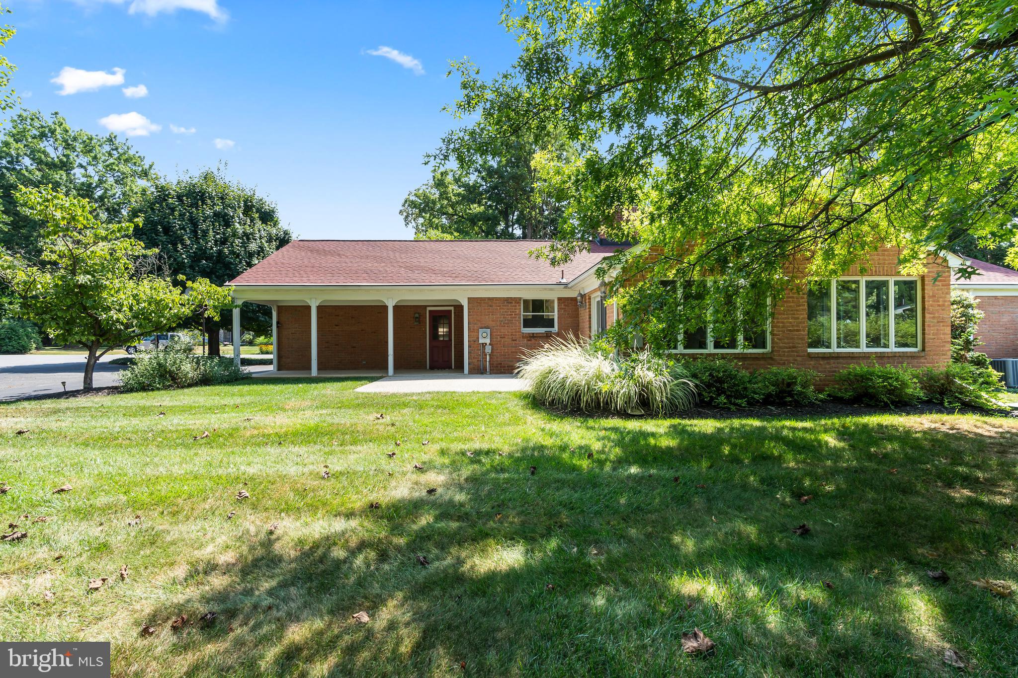 BRIGHTWOOD ACRES - Residential Lease