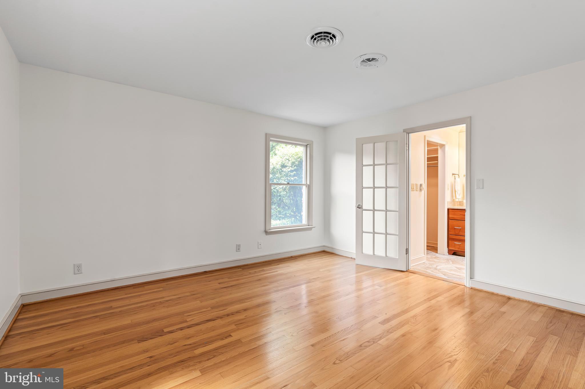 BRIGHTWOOD ACRES - Residential Lease