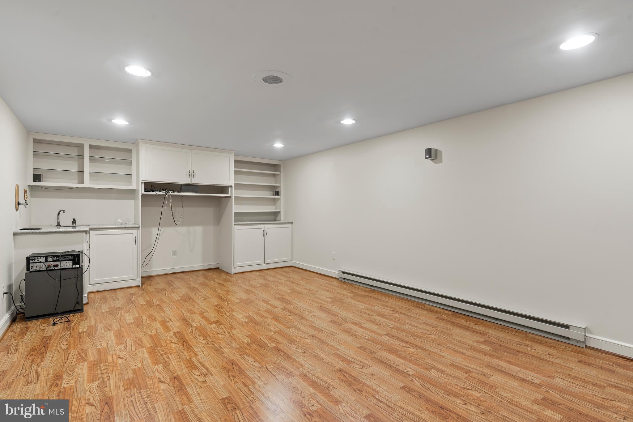 BRIGHTWOOD ACRES - Residential Lease