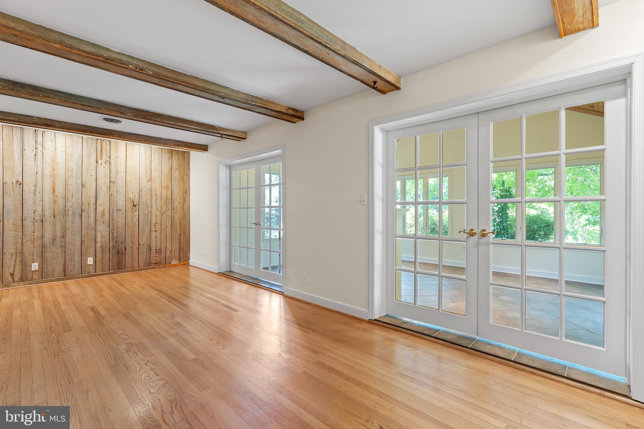 BRIGHTWOOD ACRES - Residential Lease