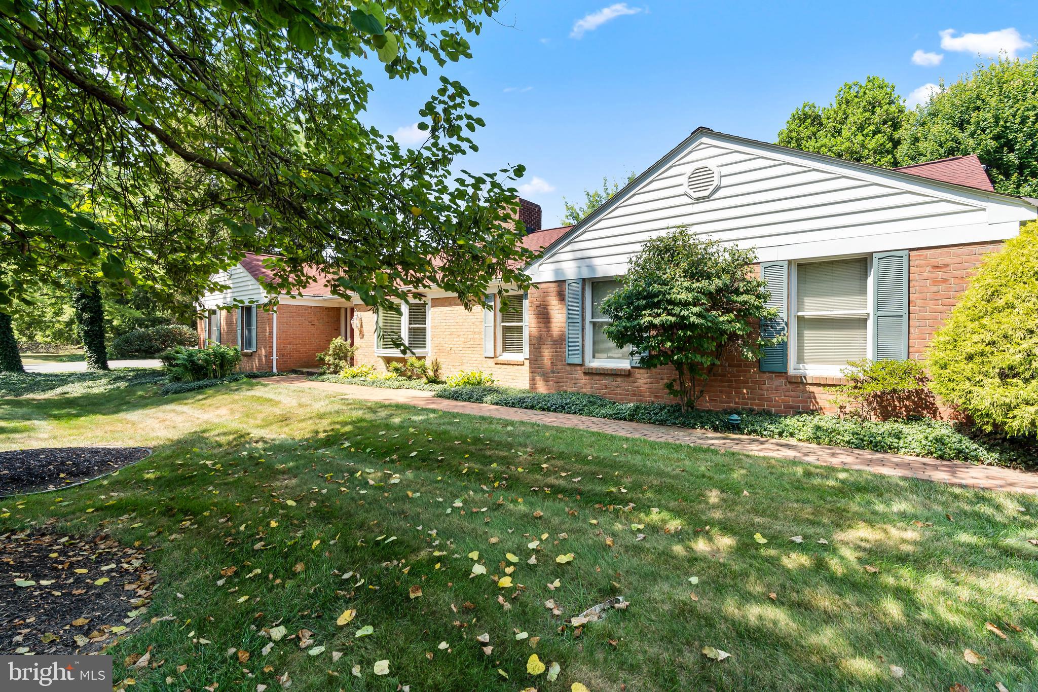 BRIGHTWOOD ACRES - Residential Lease