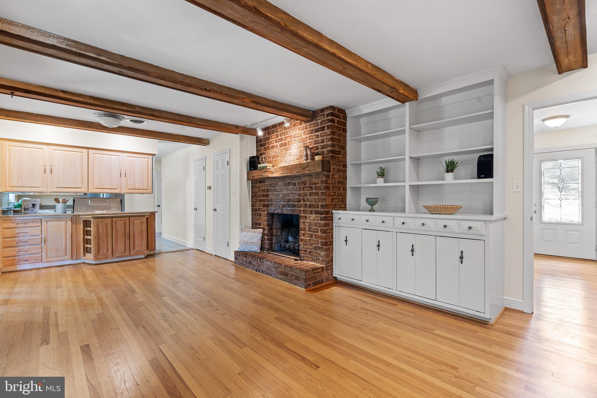 BRIGHTWOOD ACRES - Residential Lease