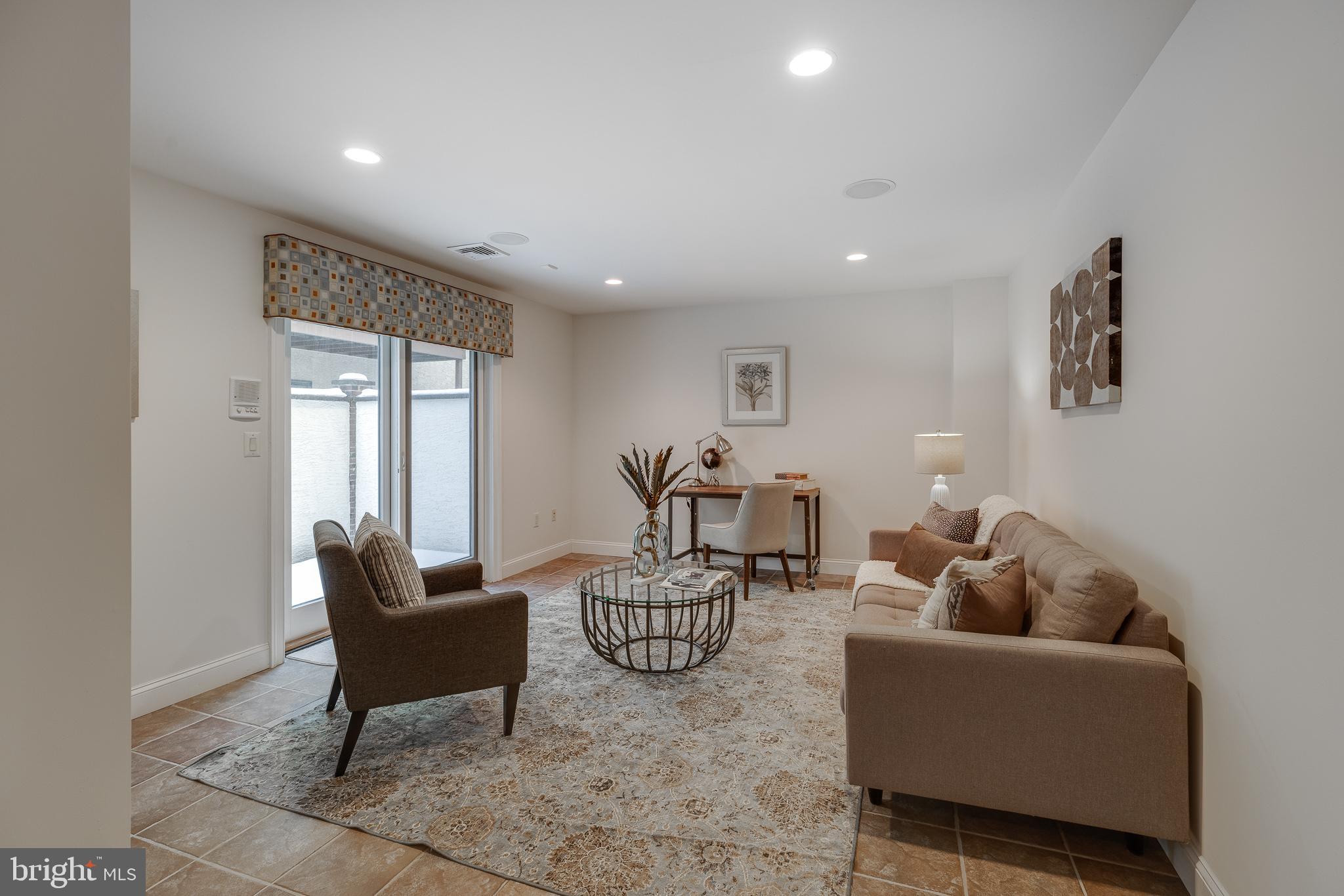 FITLER SQUARE - Residential