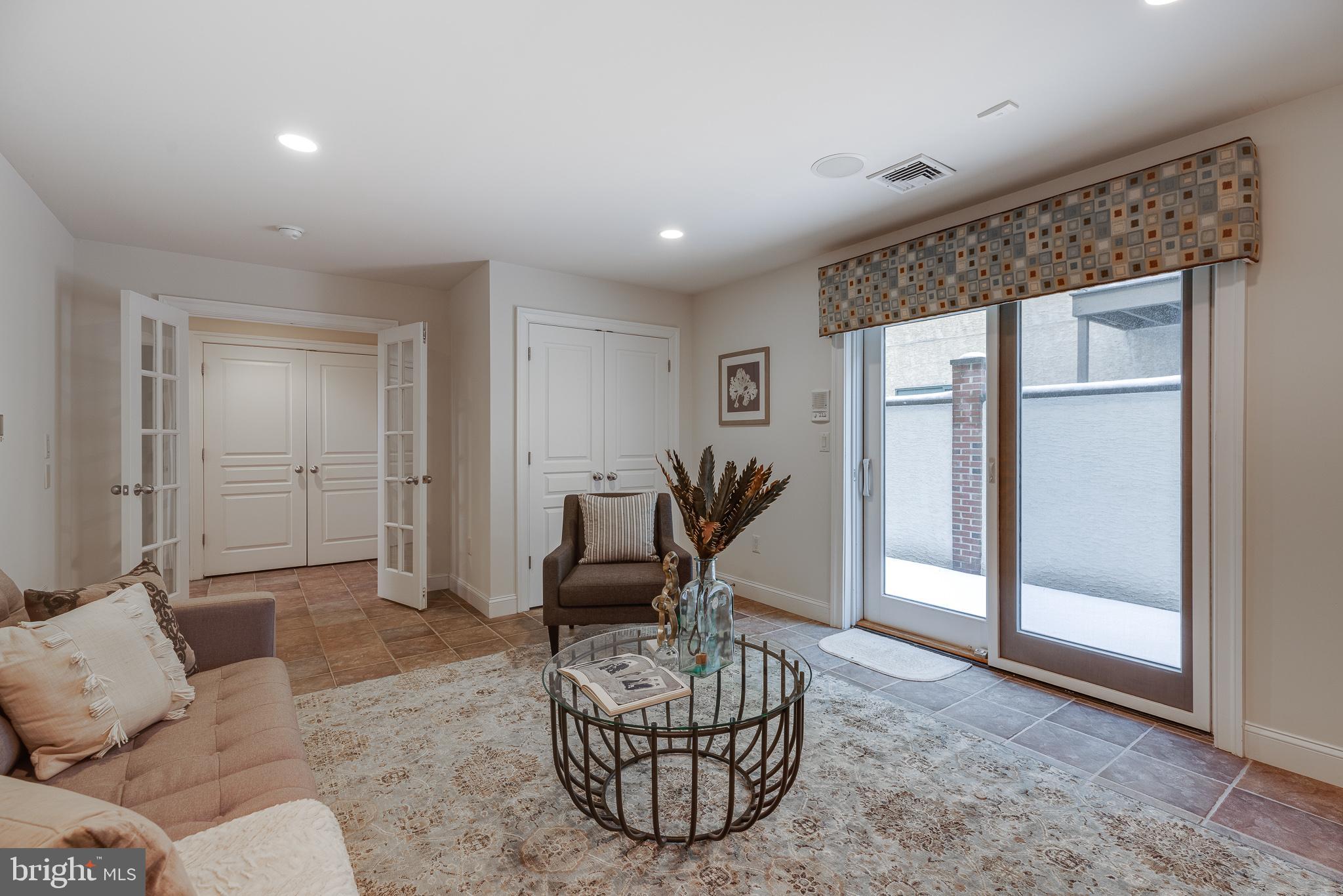 FITLER SQUARE - Residential