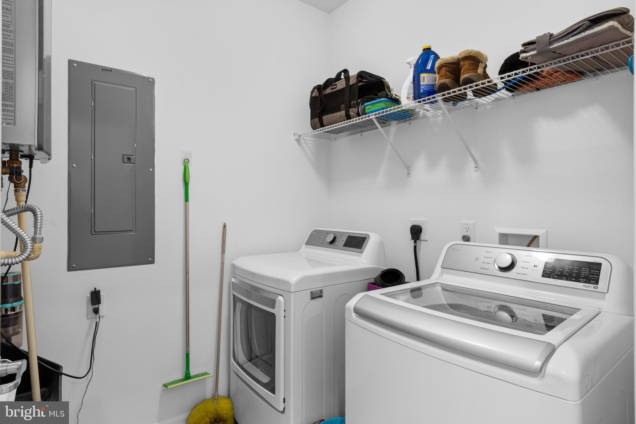 VINEYARDS AT NASSAU VALLEY - Residential