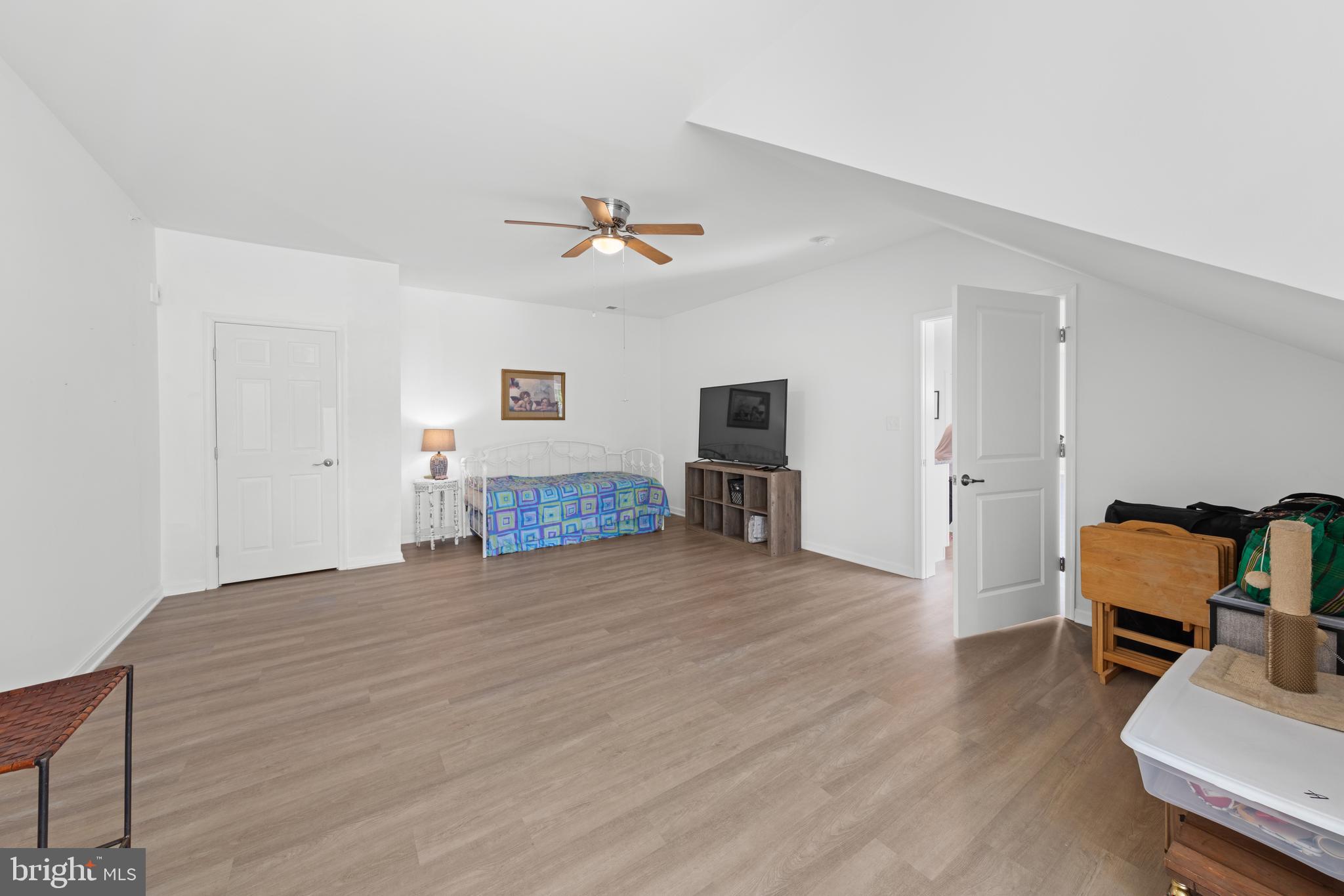 VINEYARDS AT NASSAU VALLEY - Residential