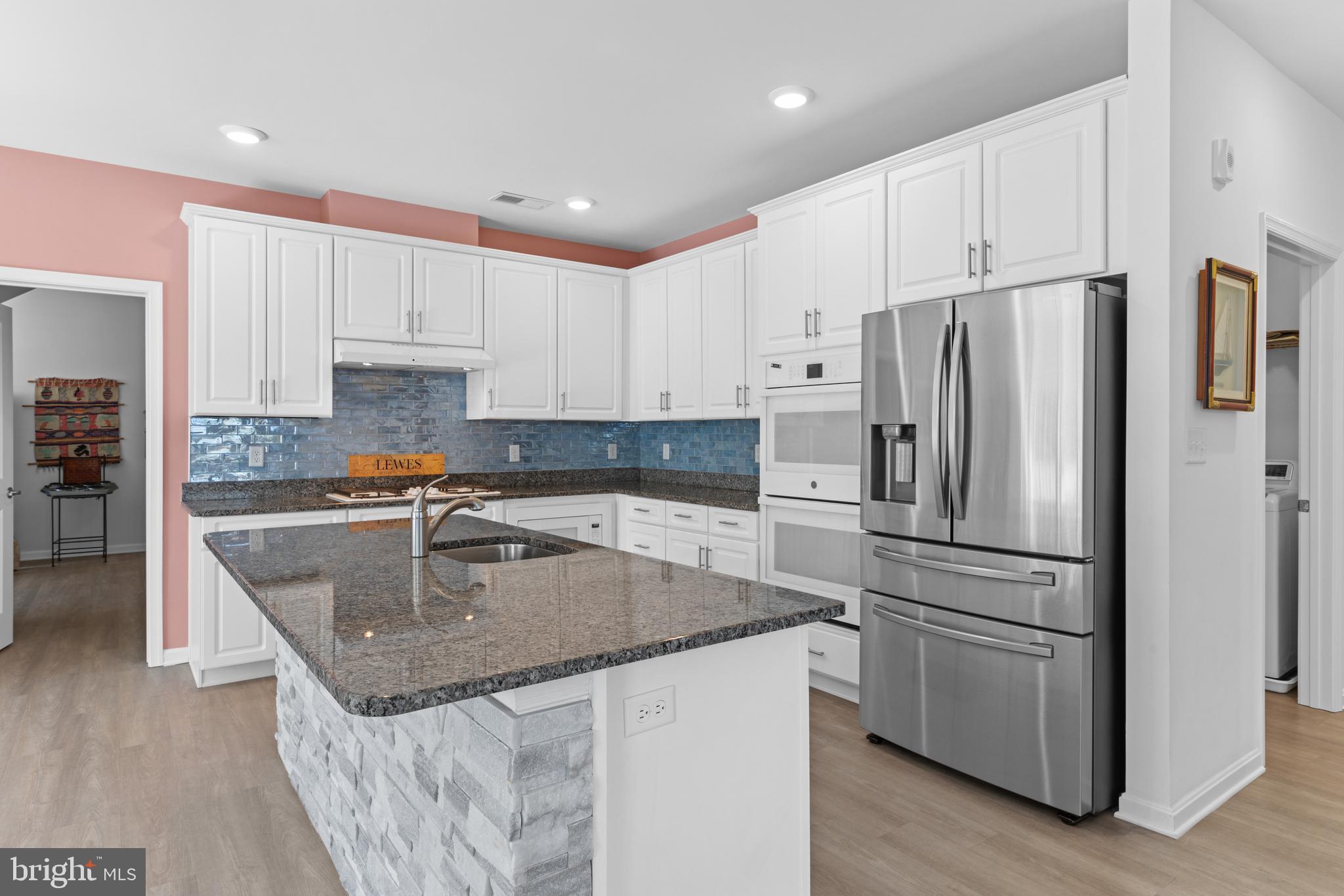 VINEYARDS AT NASSAU VALLEY - Residential