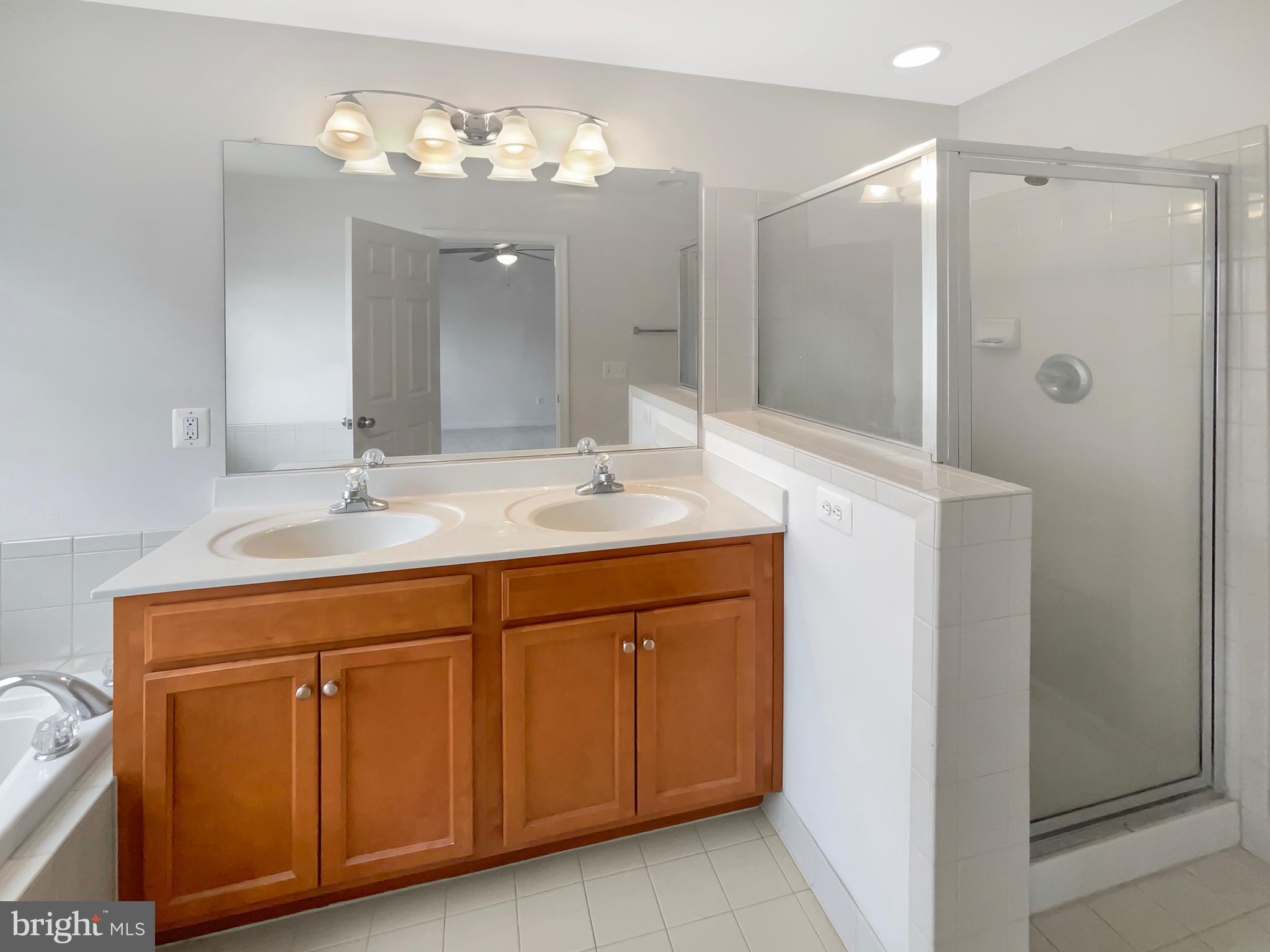 RIPPON LANDING - Residential