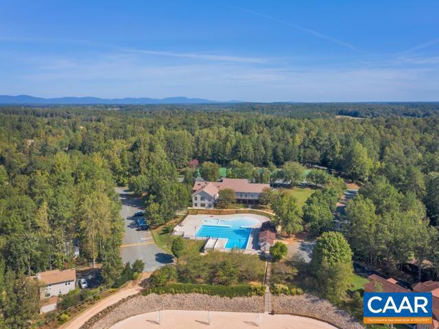 LAKE MONTICELLO - Residential