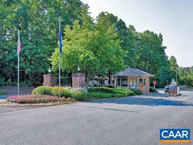 LAKE MONTICELLO - Residential