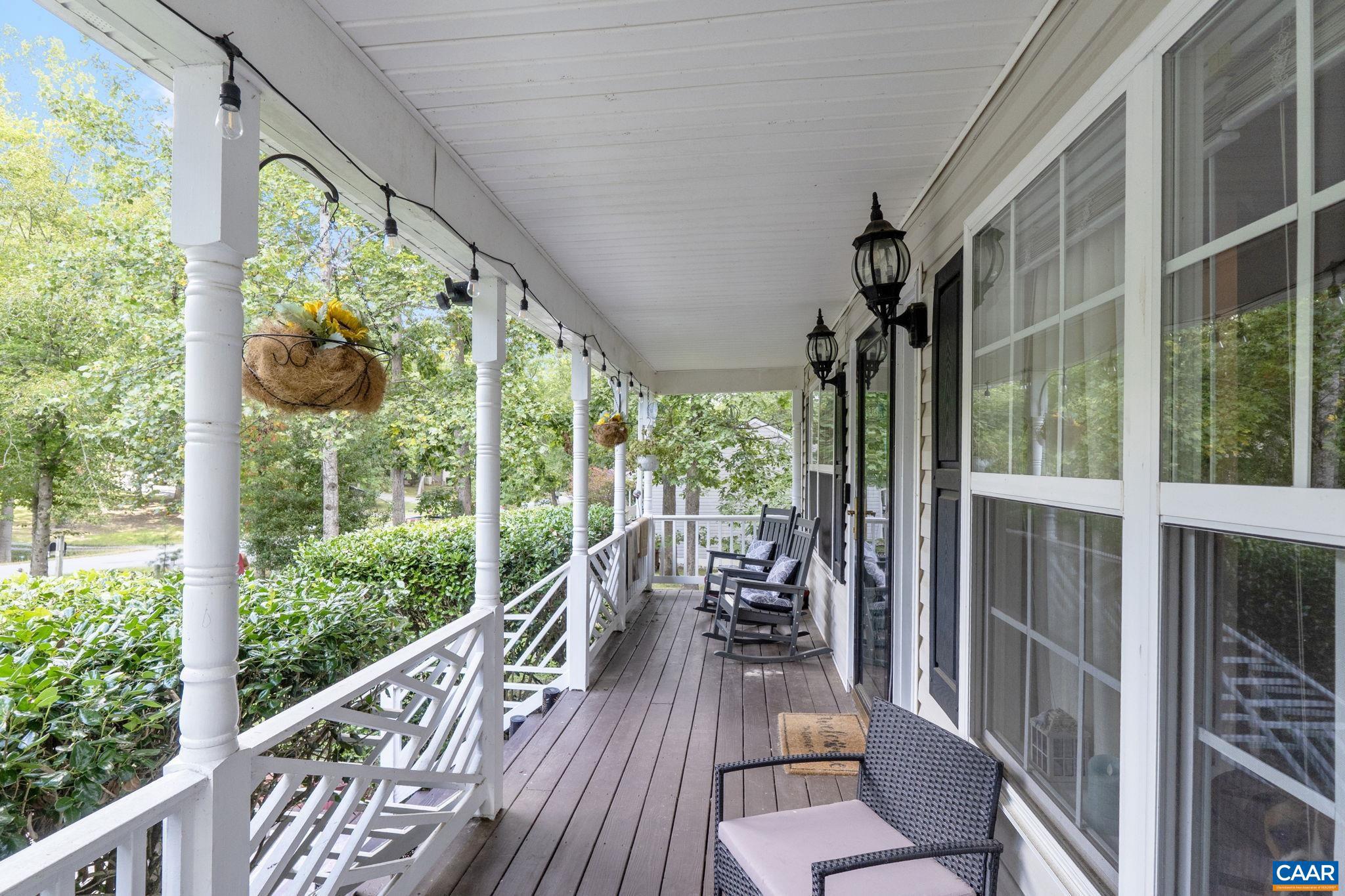 LAKE MONTICELLO - Residential