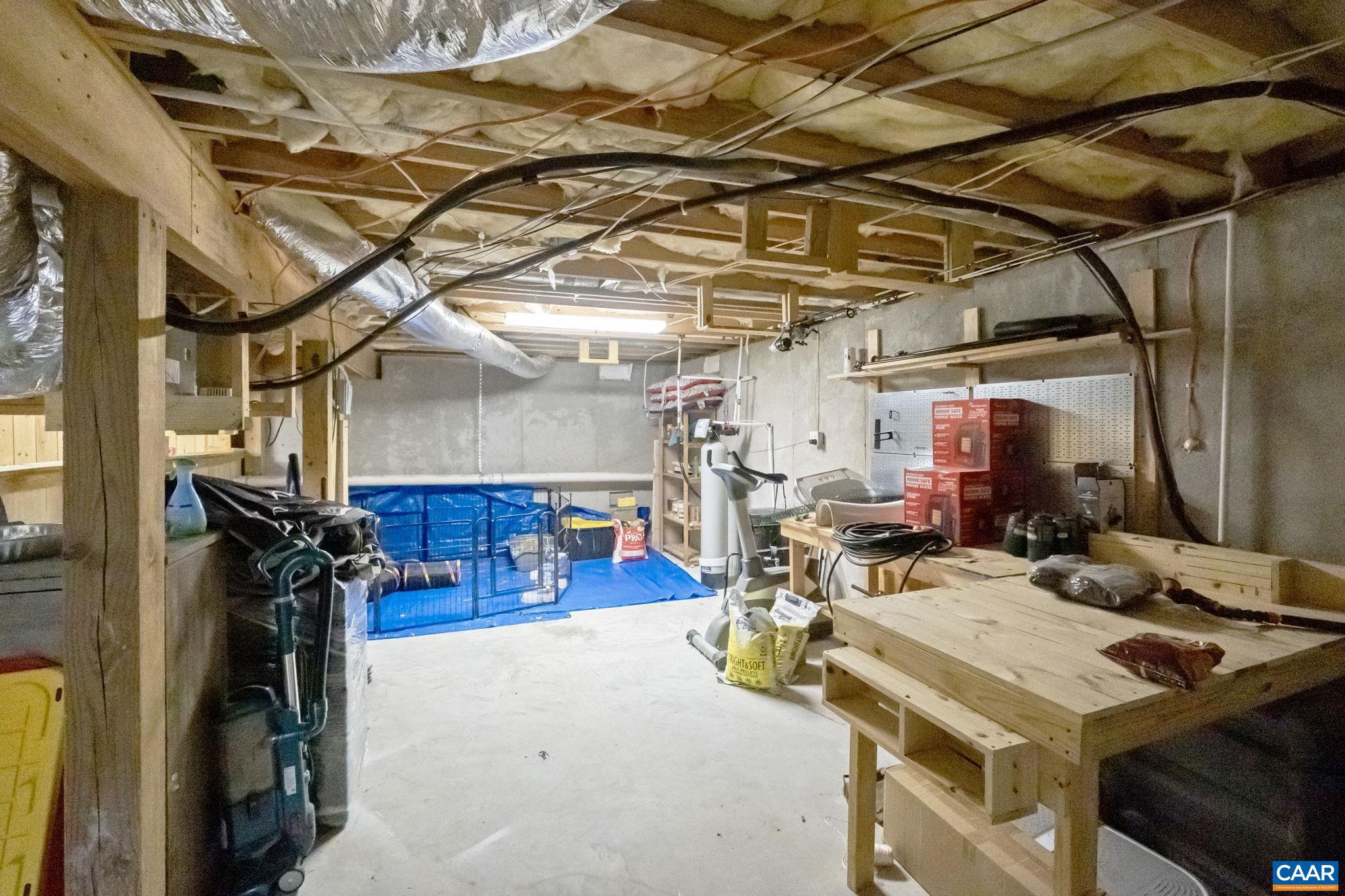 LAKE MONTICELLO - Residential