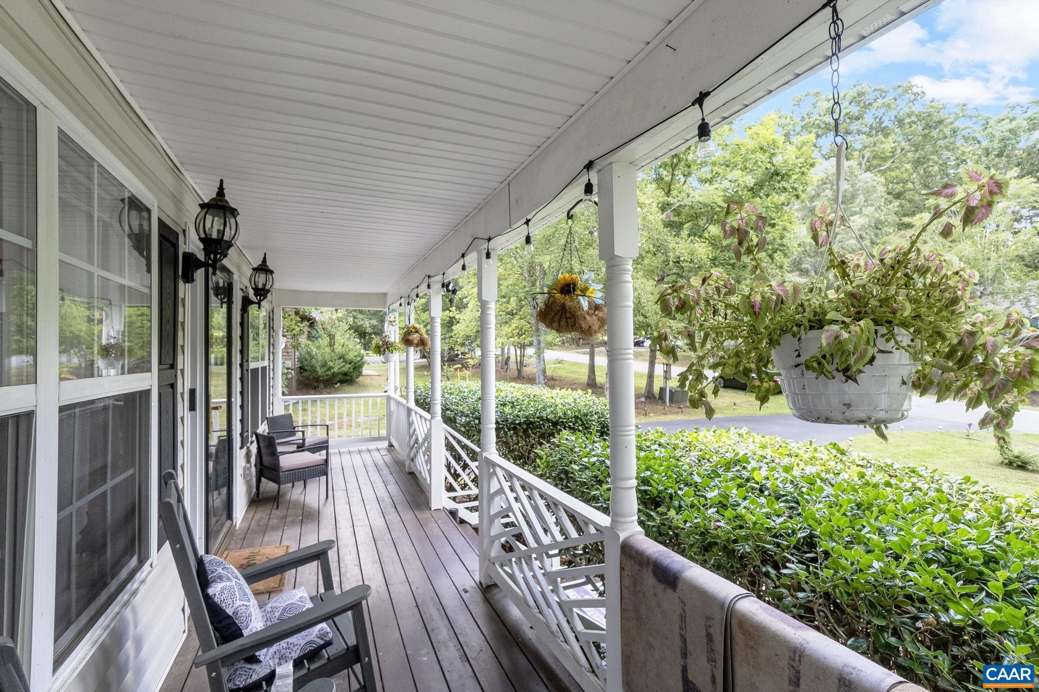 LAKE MONTICELLO - Residential