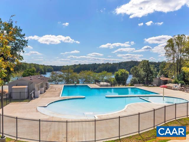 LAKE MONTICELLO - Residential