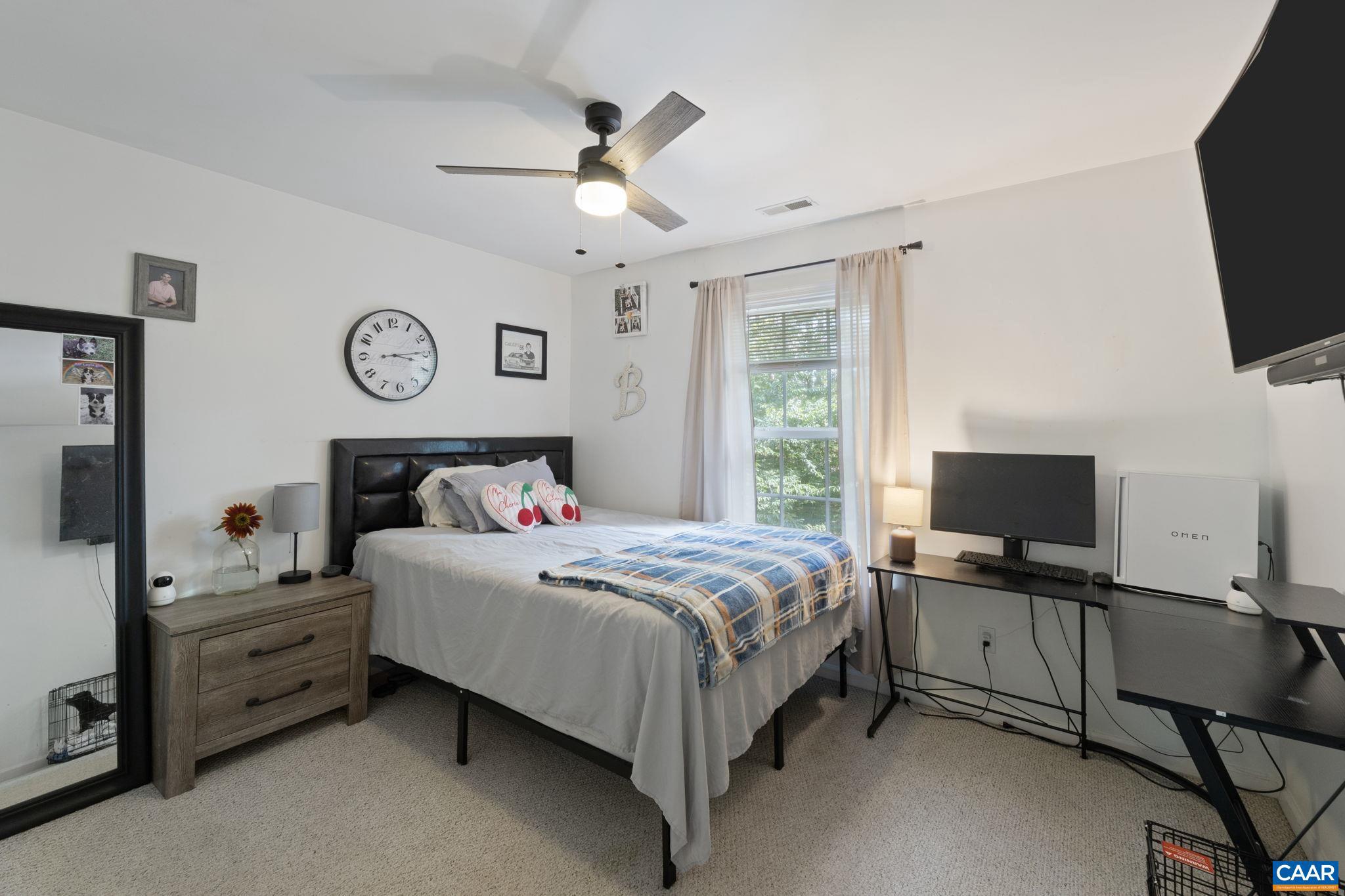 LAKE MONTICELLO - Residential