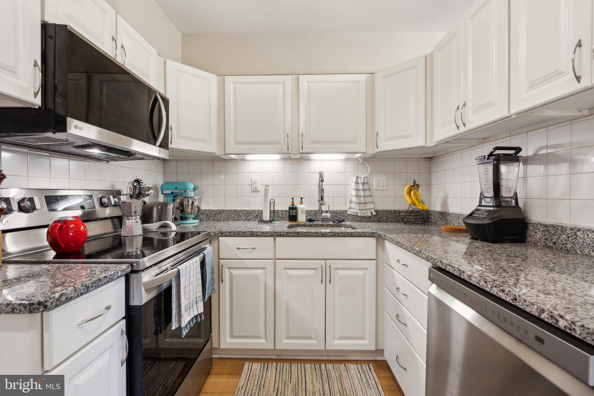 VILLAGE OF HARPERS CHOICE - Residential