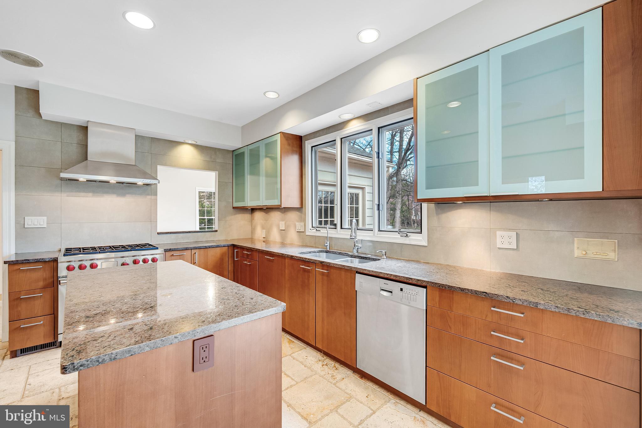 TIMBERLAWN - Residential