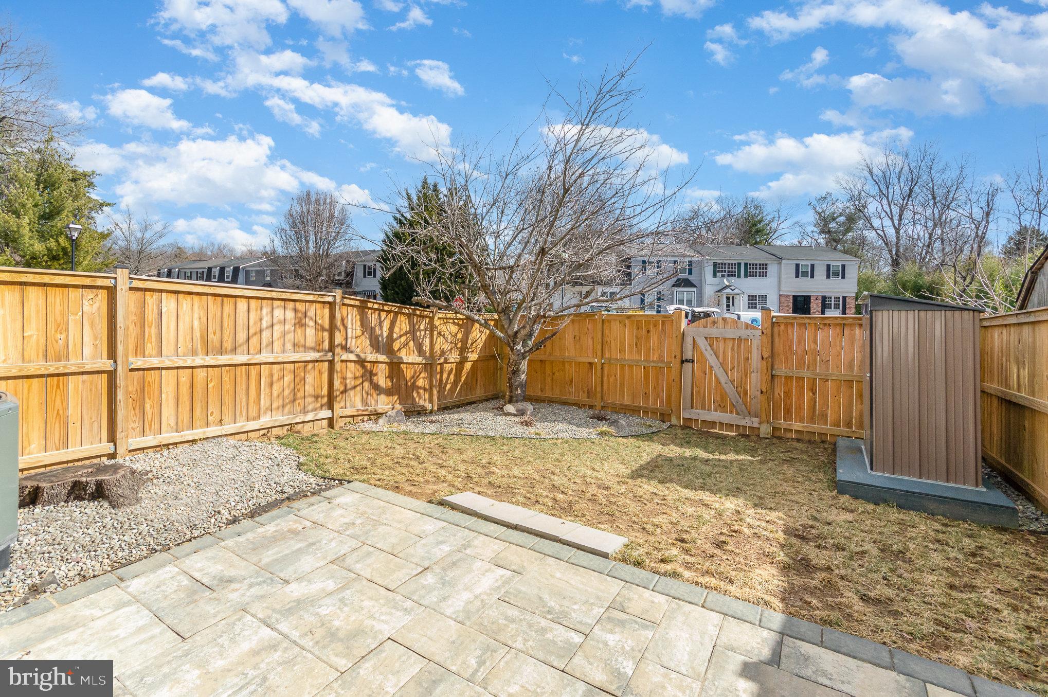 KENT SQUARE - Residential