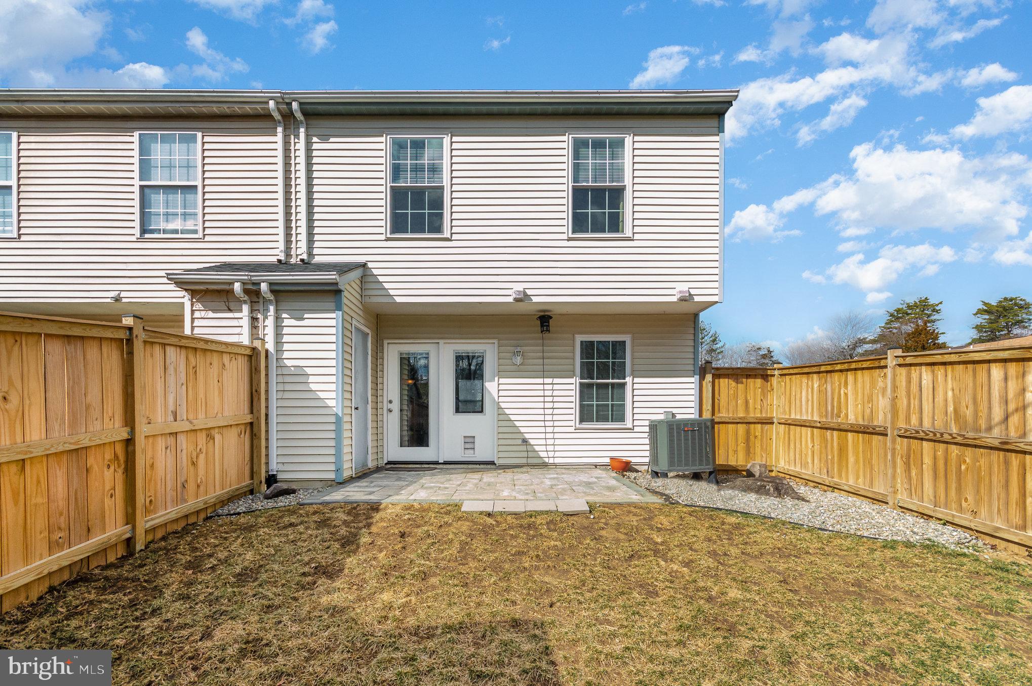 KENT SQUARE - Residential