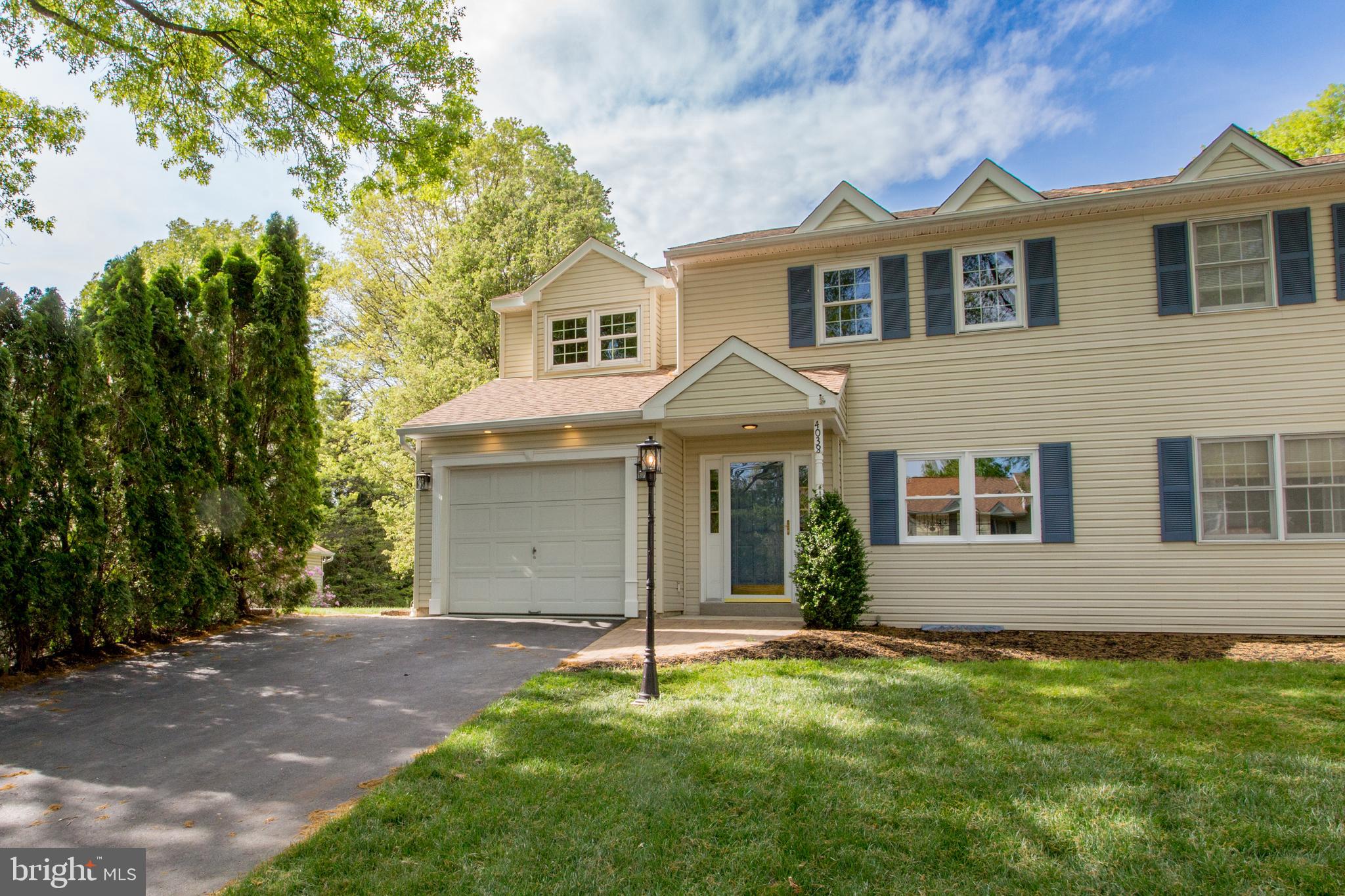 FIELDSTONE PLACE - Residential