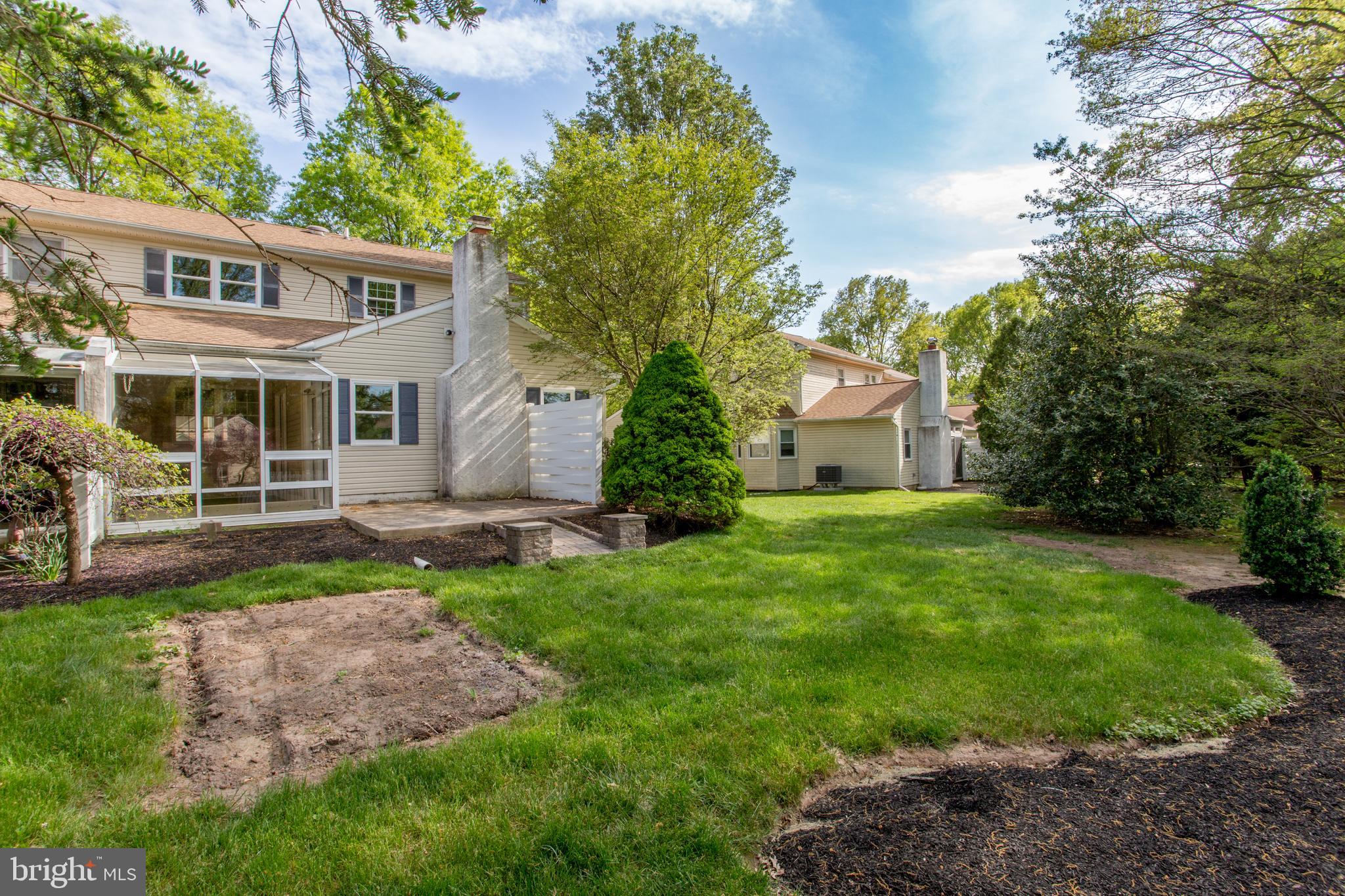 FIELDSTONE PLACE - Residential