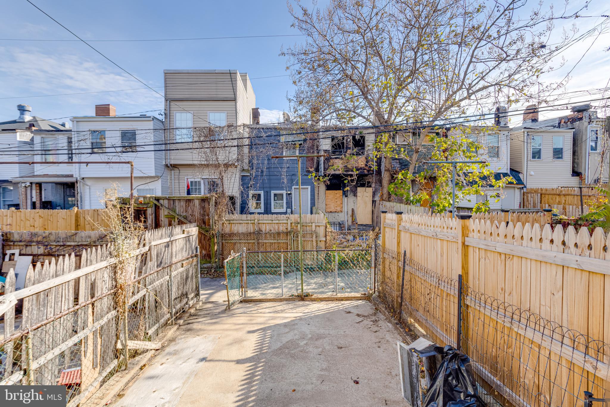 WASHINGTON VILLAGE - Residential