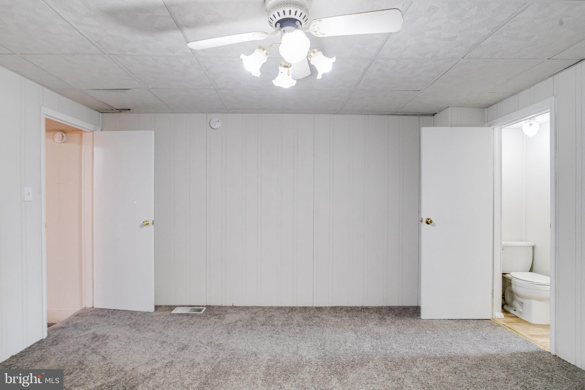 WASHINGTON VILLAGE - Residential