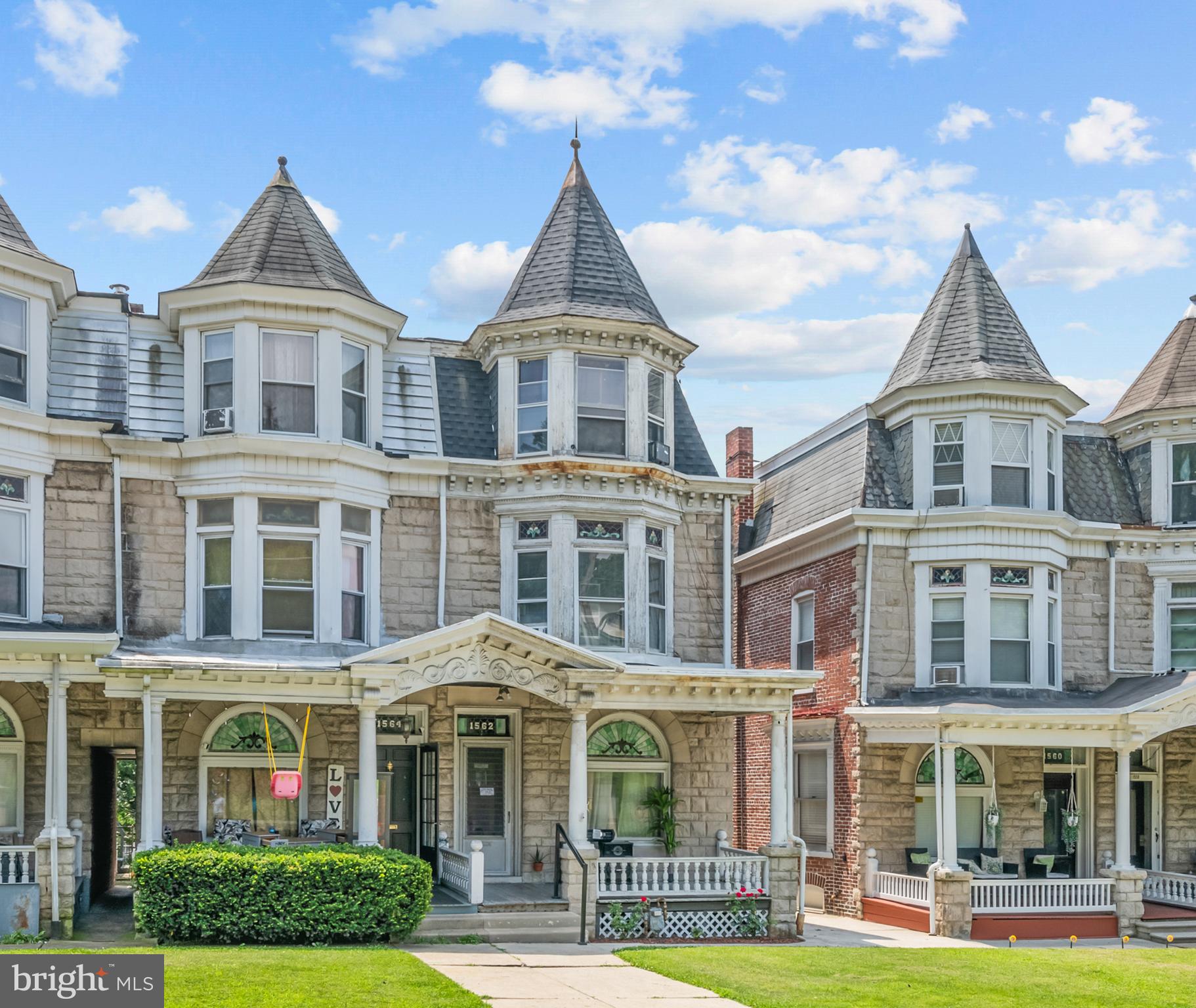 1562 MINERAL SPRING ROAD