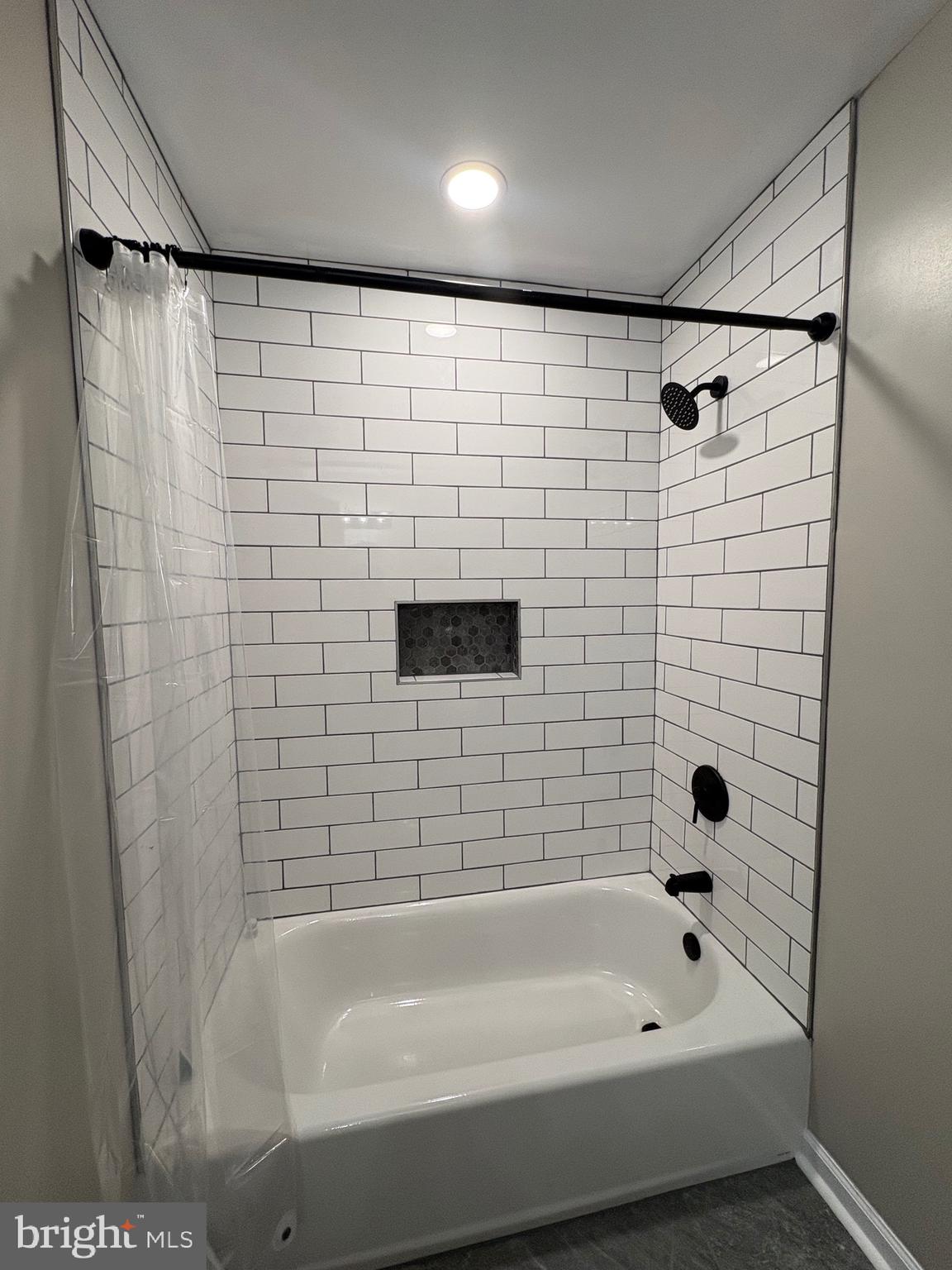 TABLER STATION MANOR - Residential