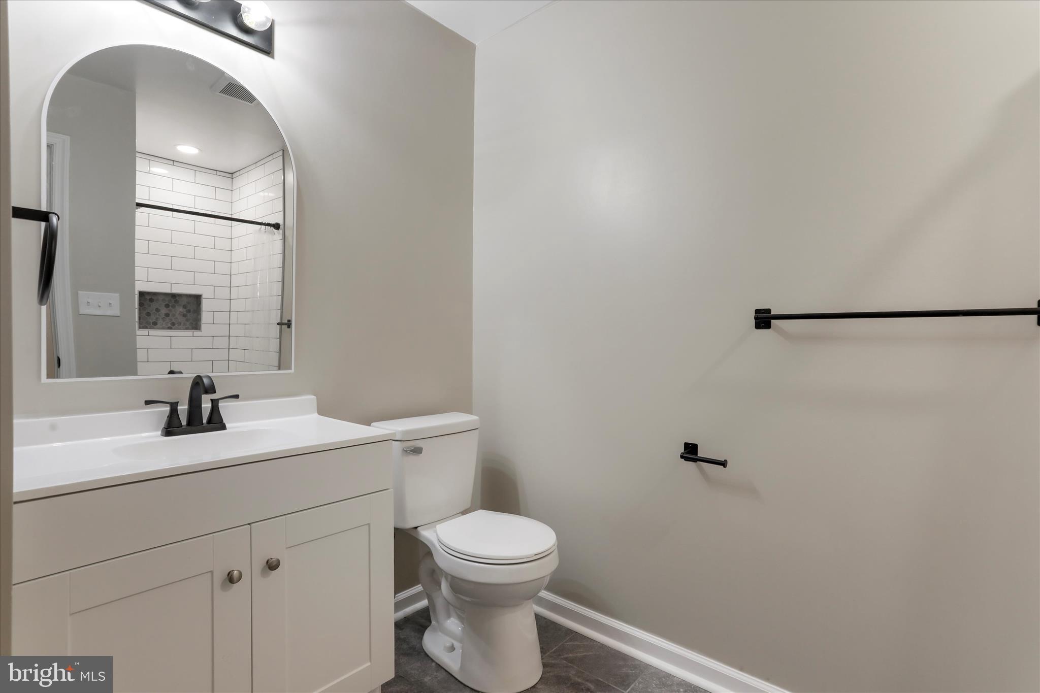 TABLER STATION MANOR - Residential