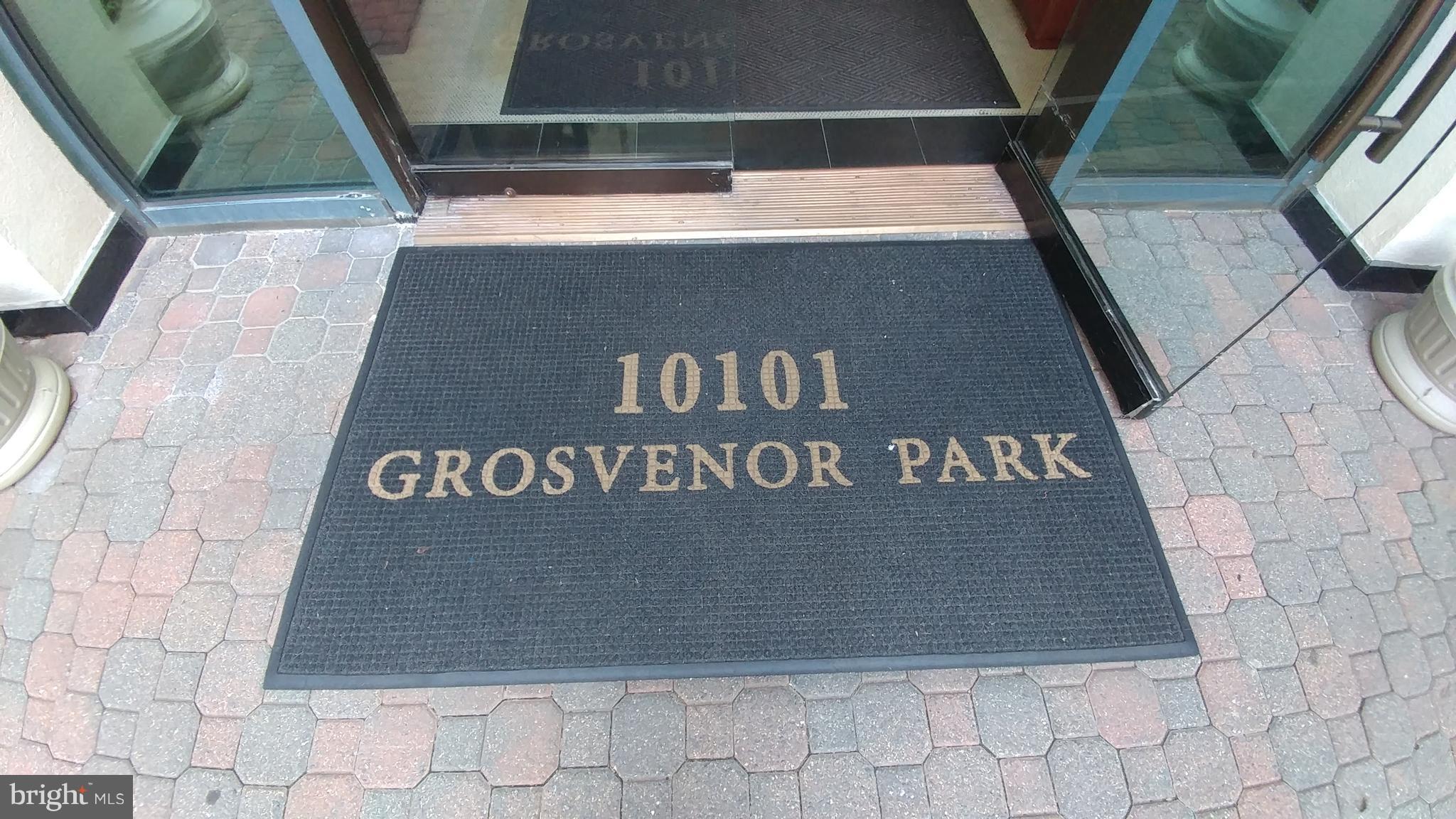 GROSVENOR PARK - Residential Lease