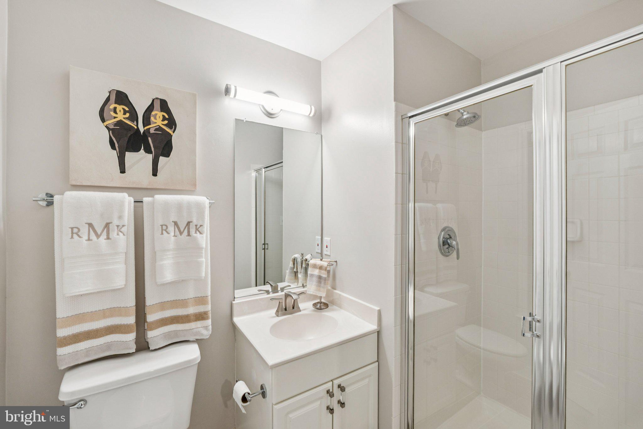 WHITLEY PARK CONDOMINIUM - Residential